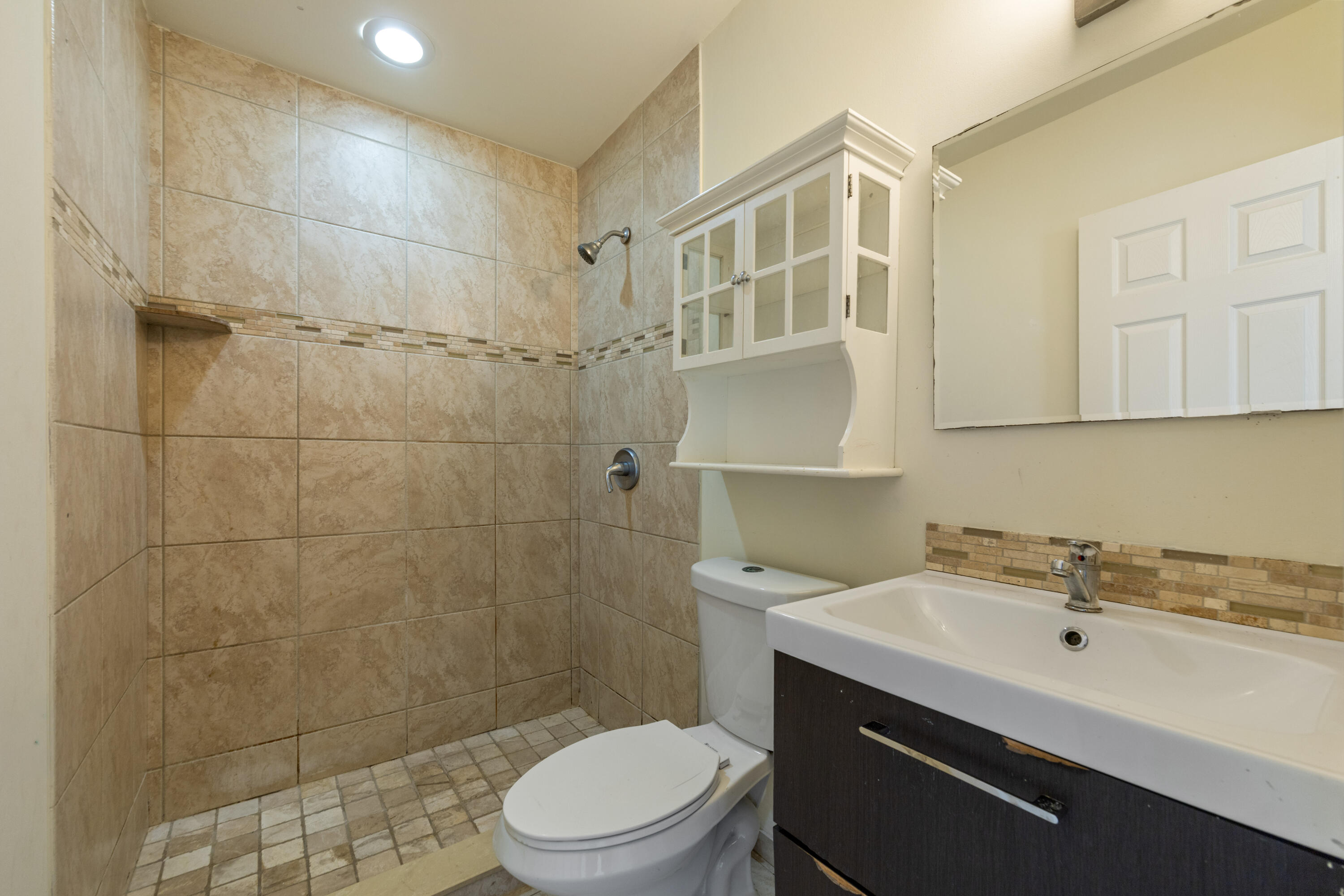 1388 Ne 54th Street Property Photo 15