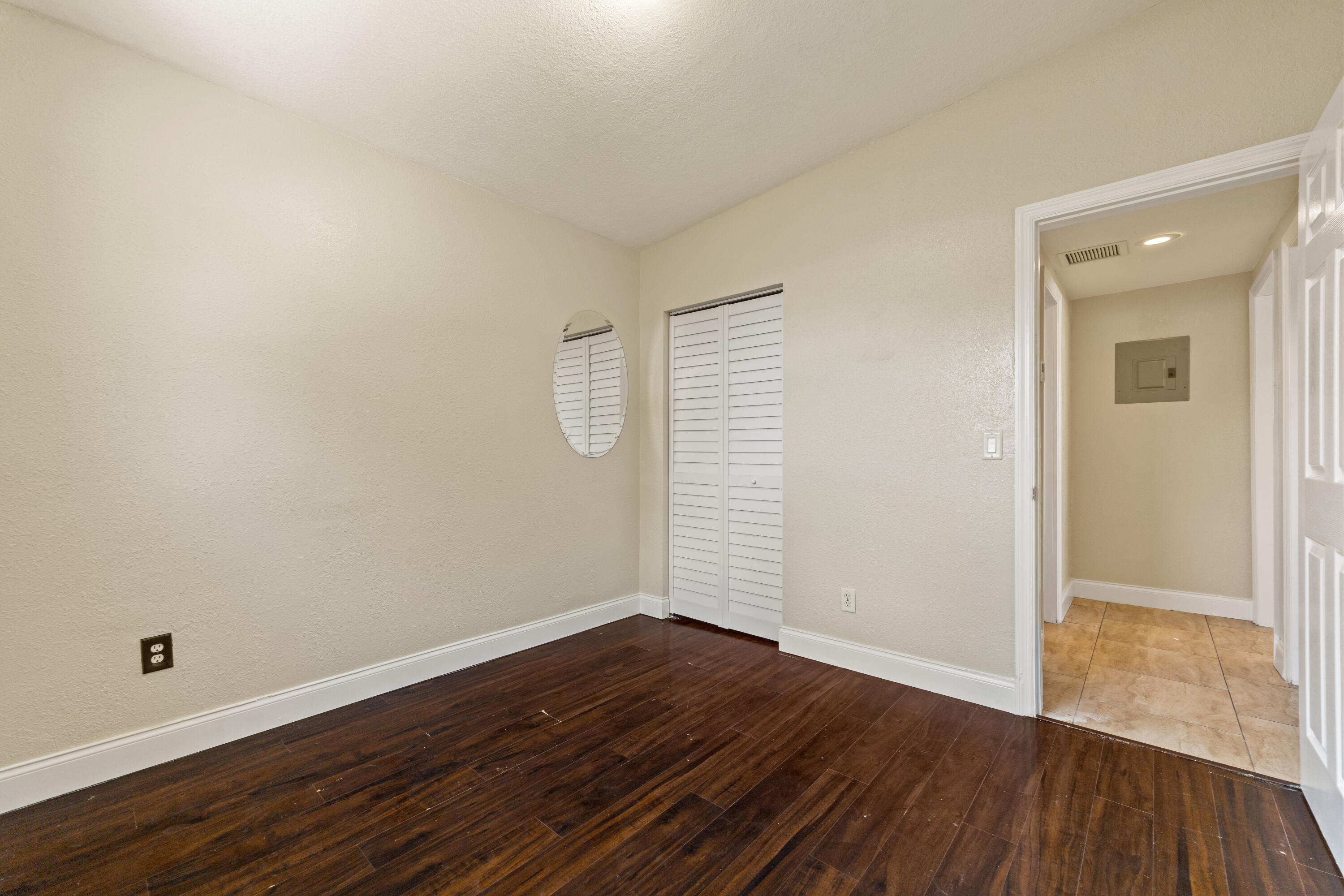 1388 Ne 54th Street Property Photo 17