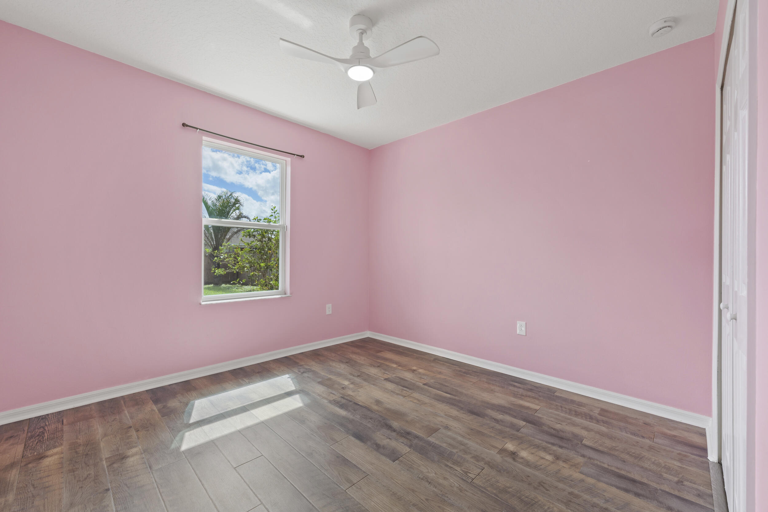 770 Sw Saragossa Avenue Property Photo 21