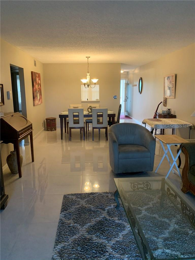 2305 Lucaya Lane L4 Property Photo 9
