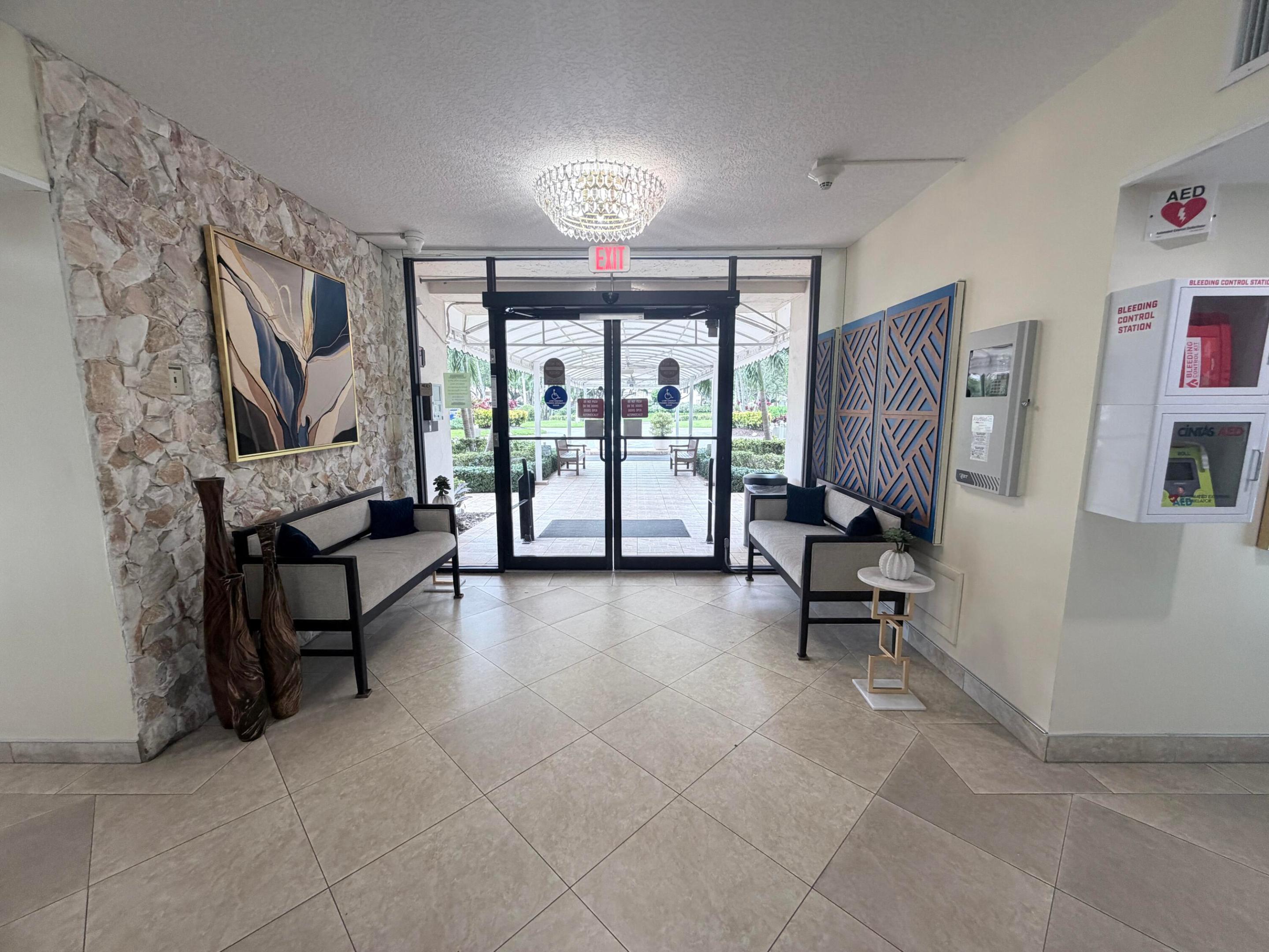 3510 Oaks Way 502 Property Photo 14