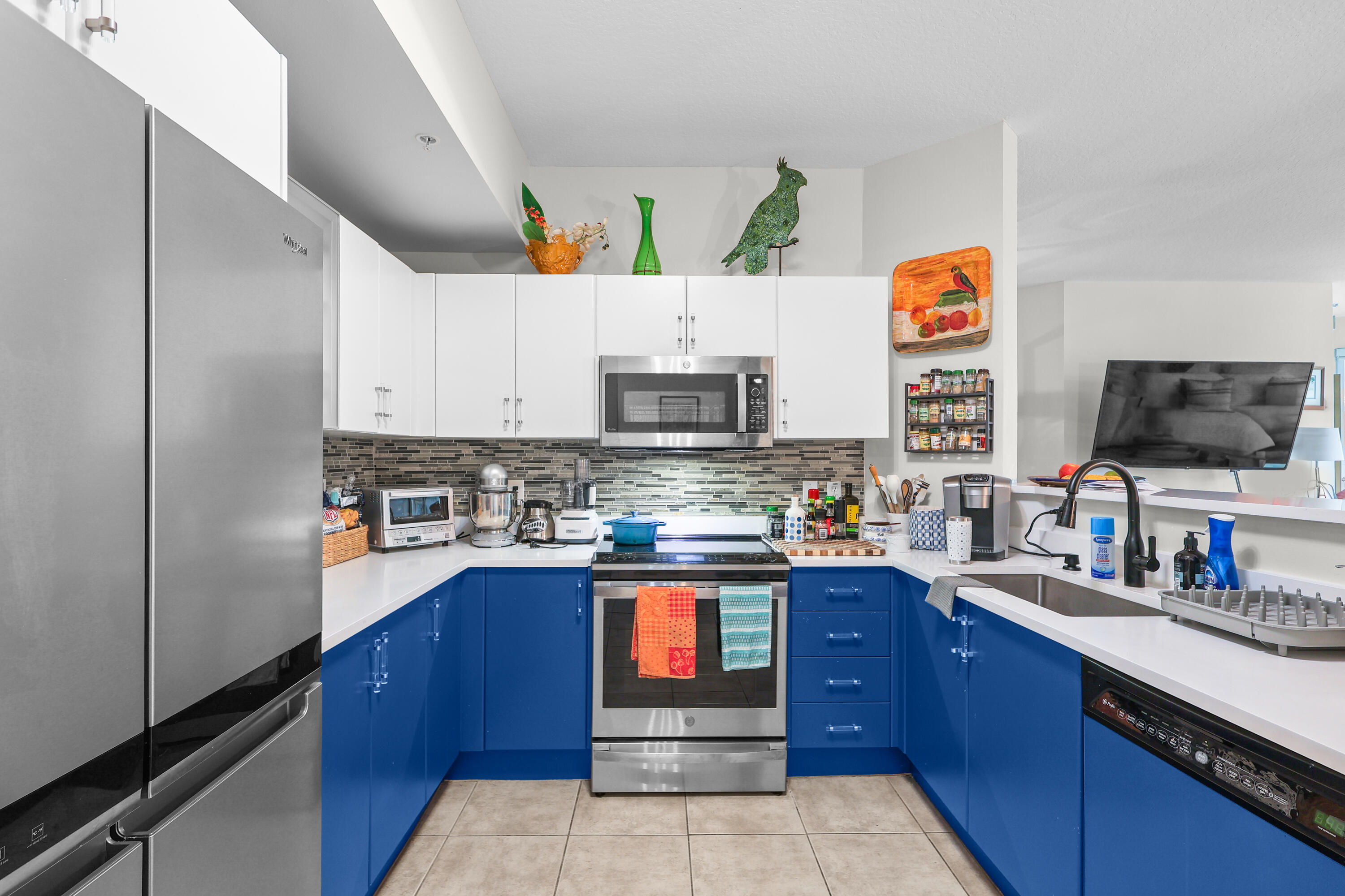 804 E Windward Way 209 Property Photo 6