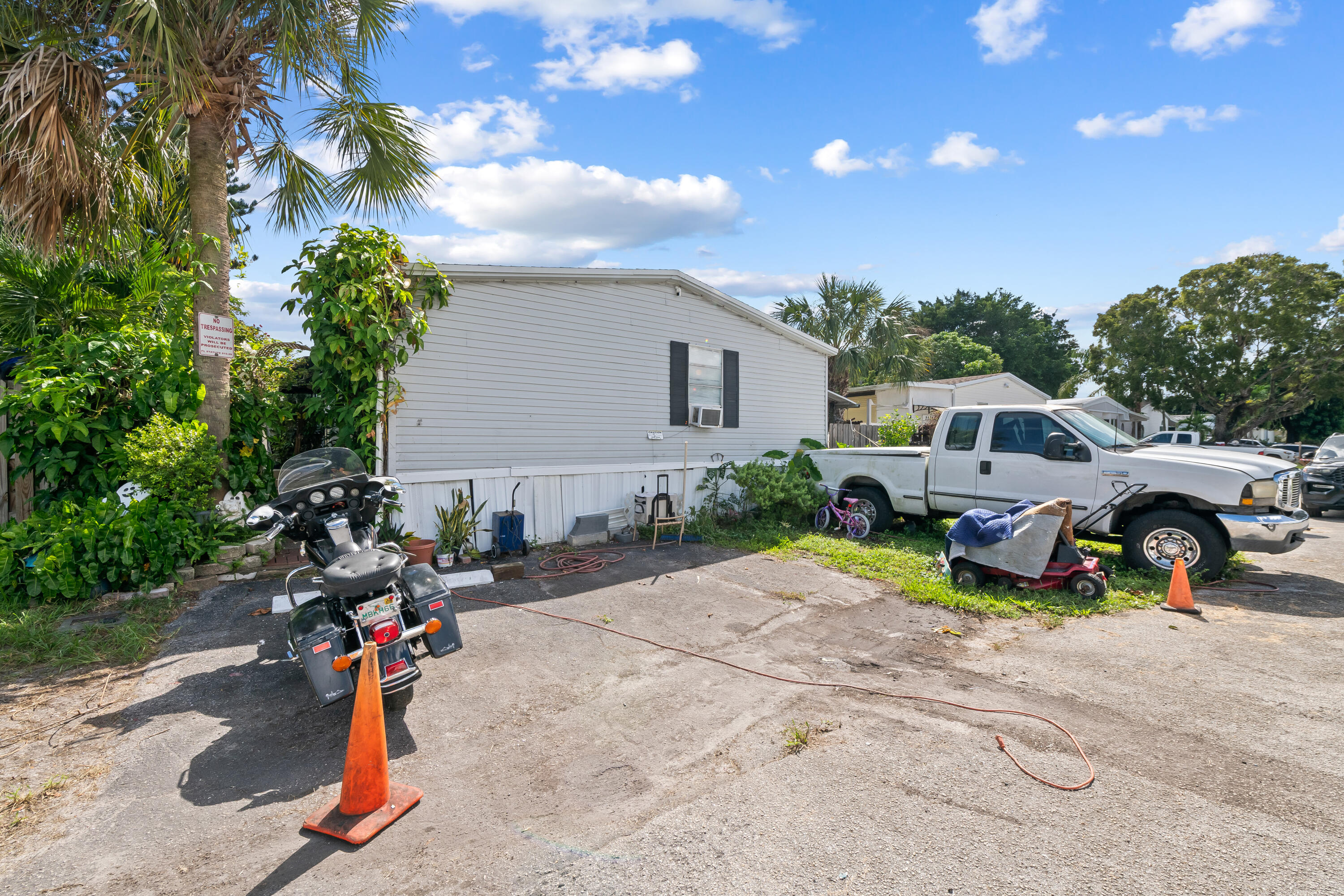 22878 Sailfish Road Property Photo 1