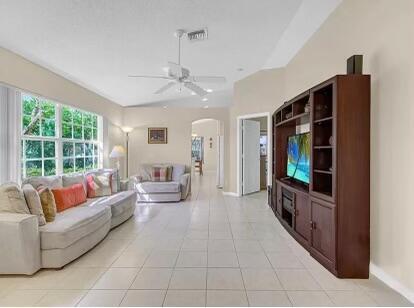 1906 Capeside Circle Property Photo 6
