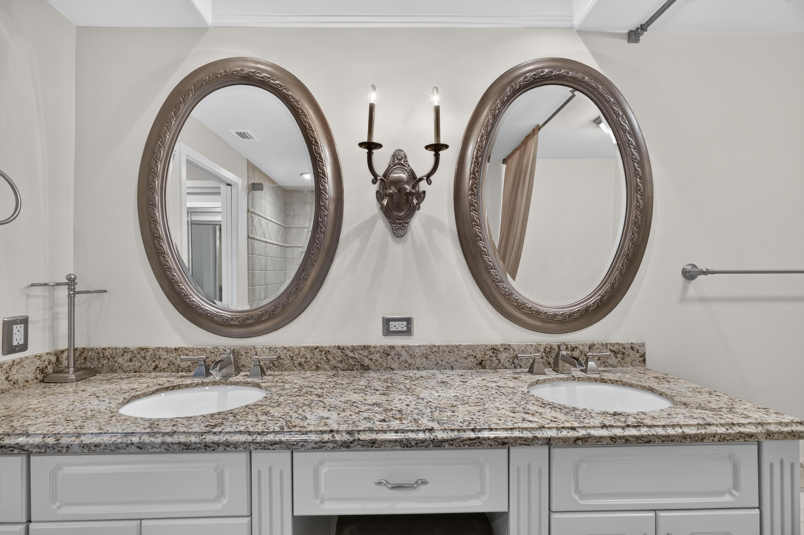 11370 Twelve Oaks Way 111 Property Photo 25