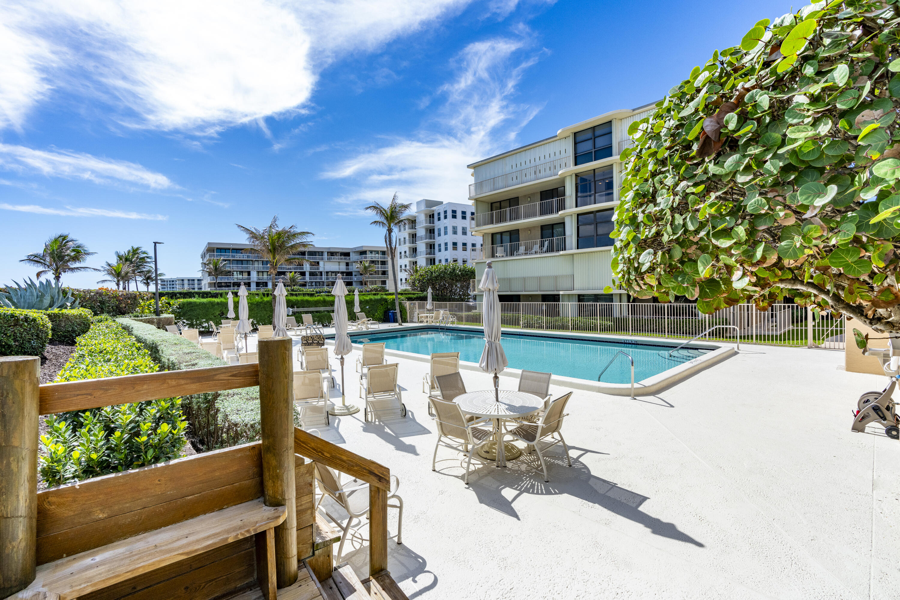 3200 S Ocean Boulevard A101 Property Photo 4