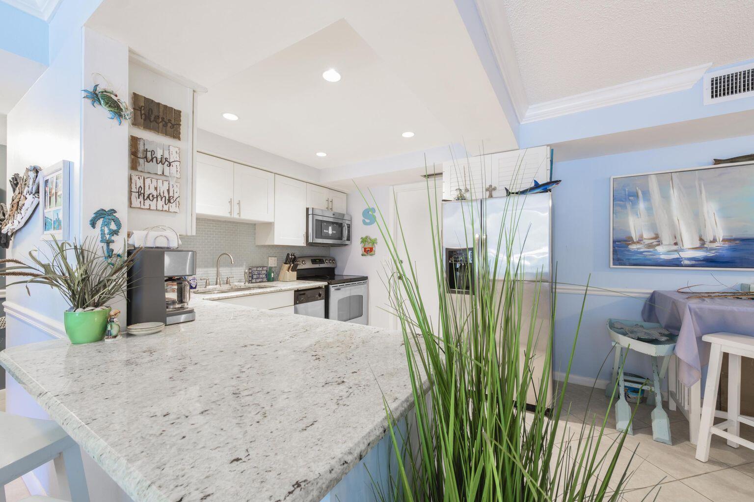 630 Ocean Drive 205 Property Photo 14