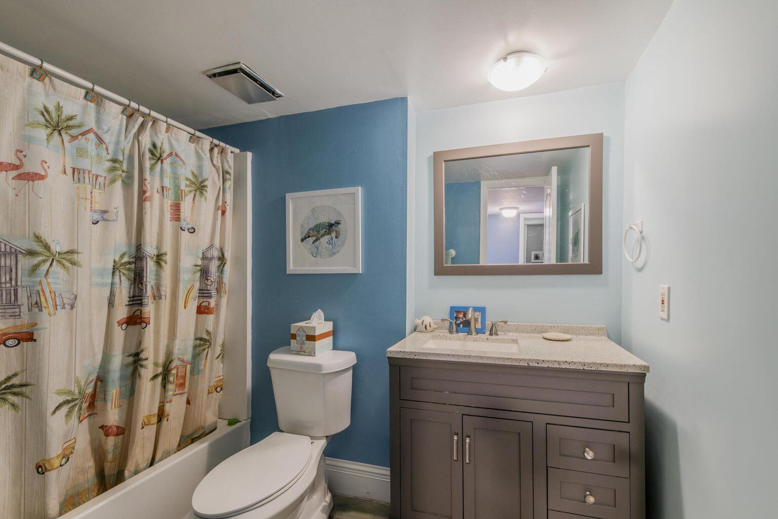630 Ocean Drive 205 Property Photo 19