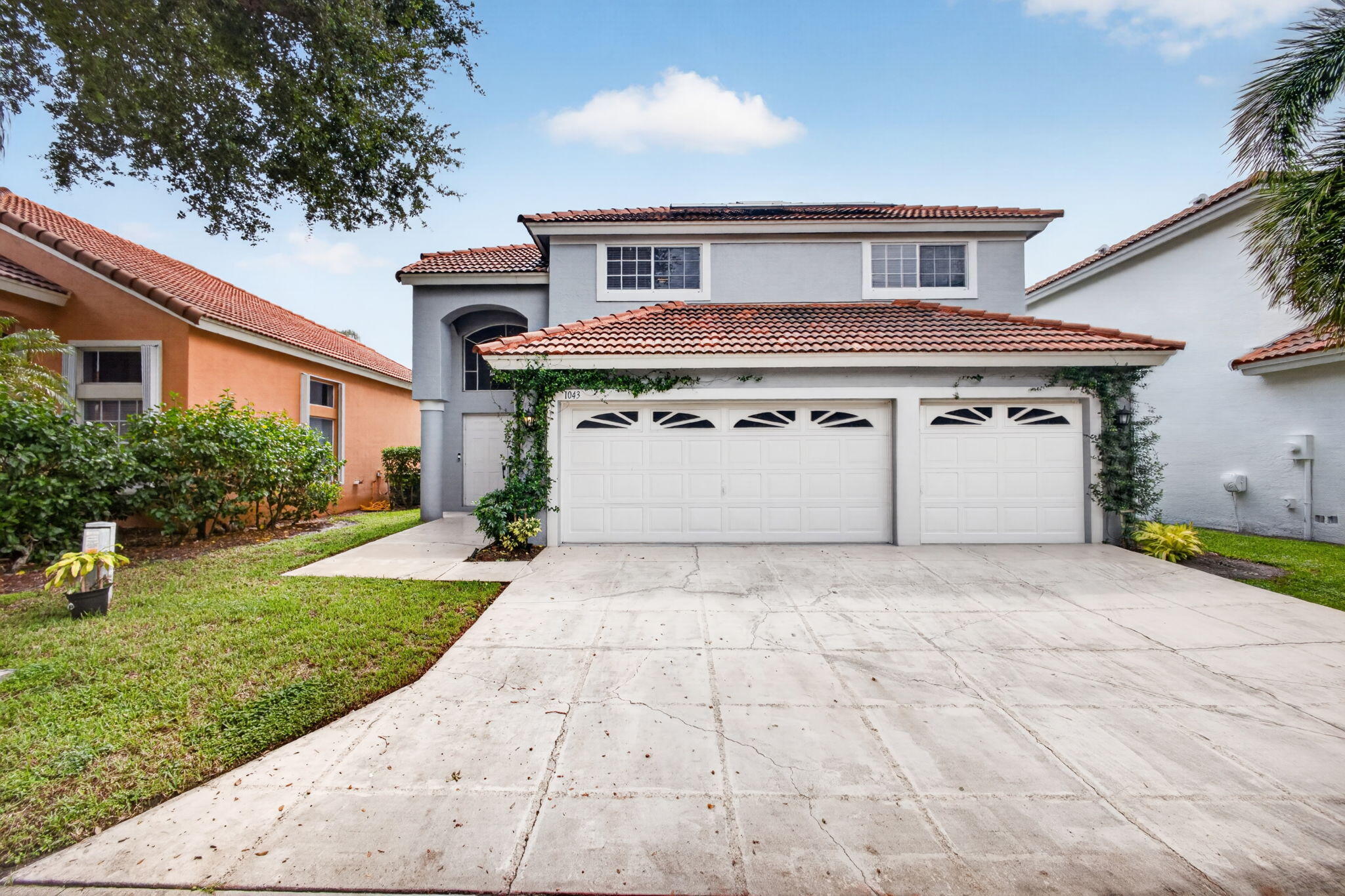 1043 Aspri Way Property Photo 1