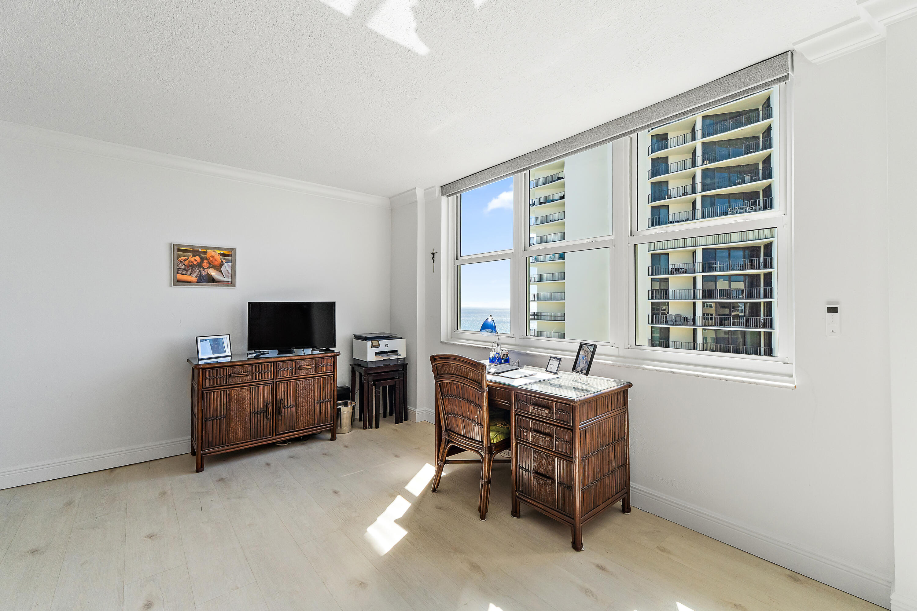 5440 N Ocean Drive Ph205 Property Photo 25