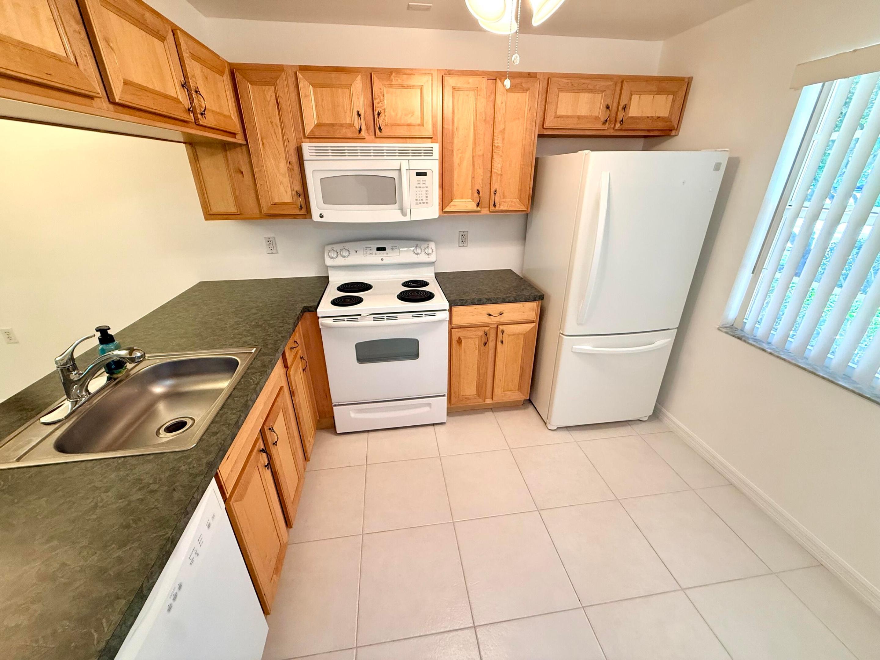 1105 Bahama Bend B1 Property Photo 1