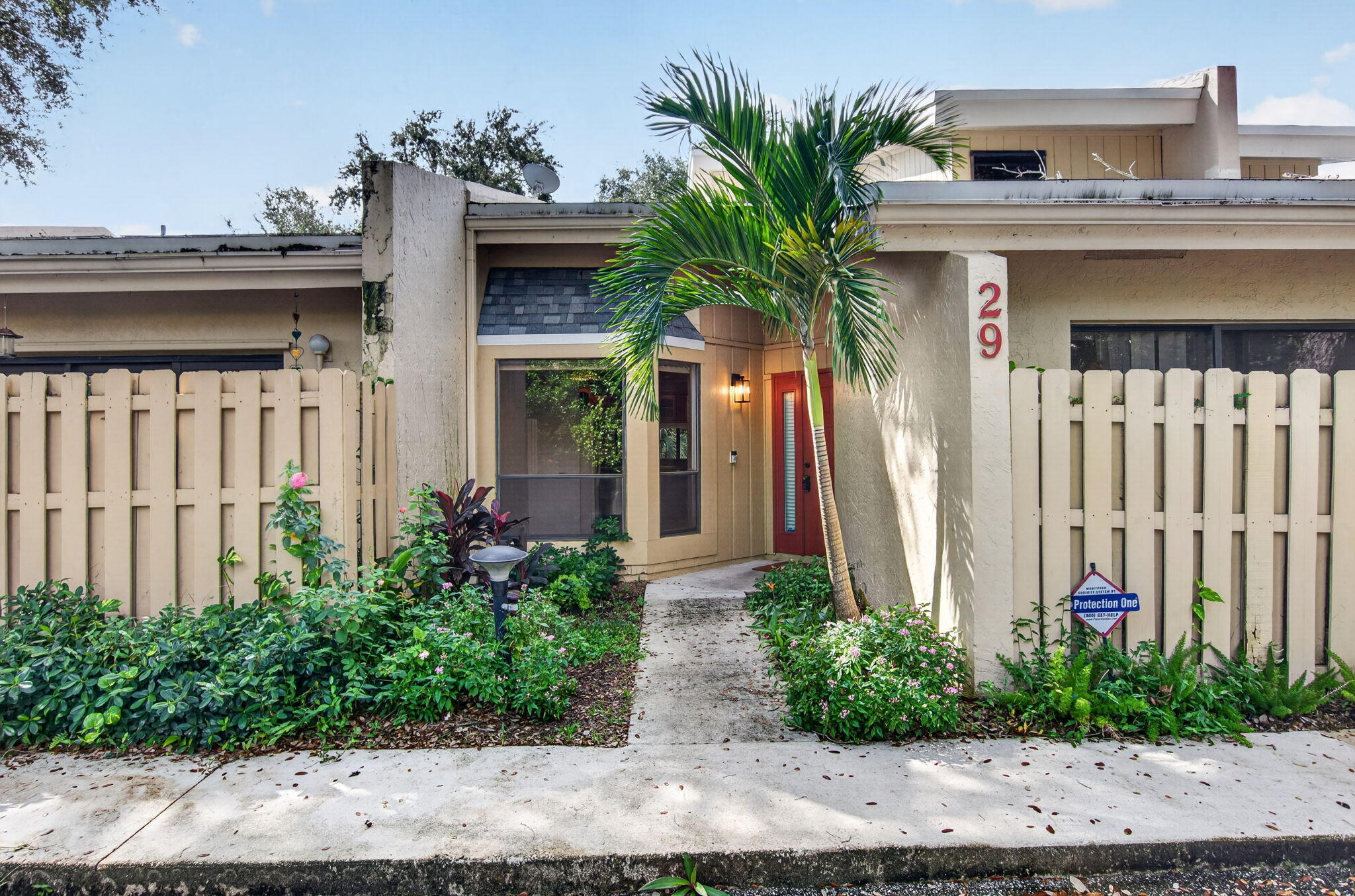 1400 Nw 9th Avenue D-29 Property Photo 1
