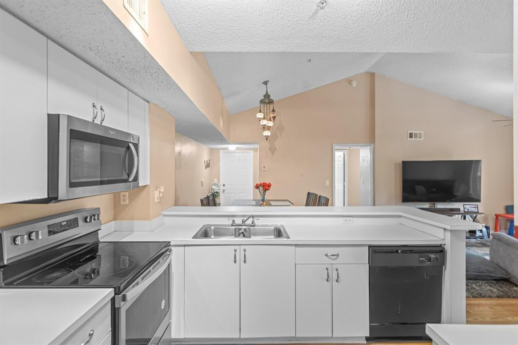 3874 Lyons Road 305-6 Property Photo 1