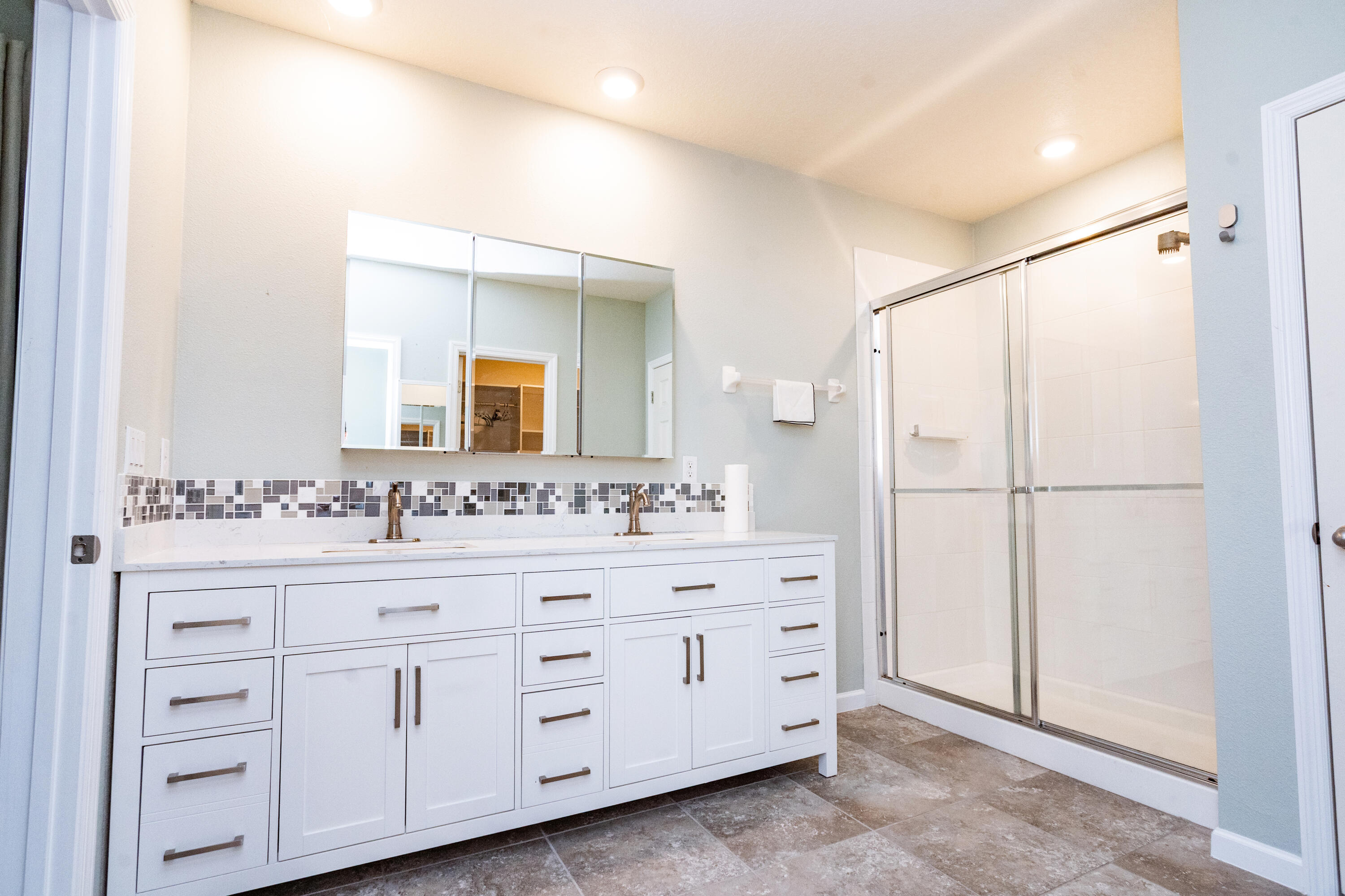4133 Keeson Circle W Property Photo 12