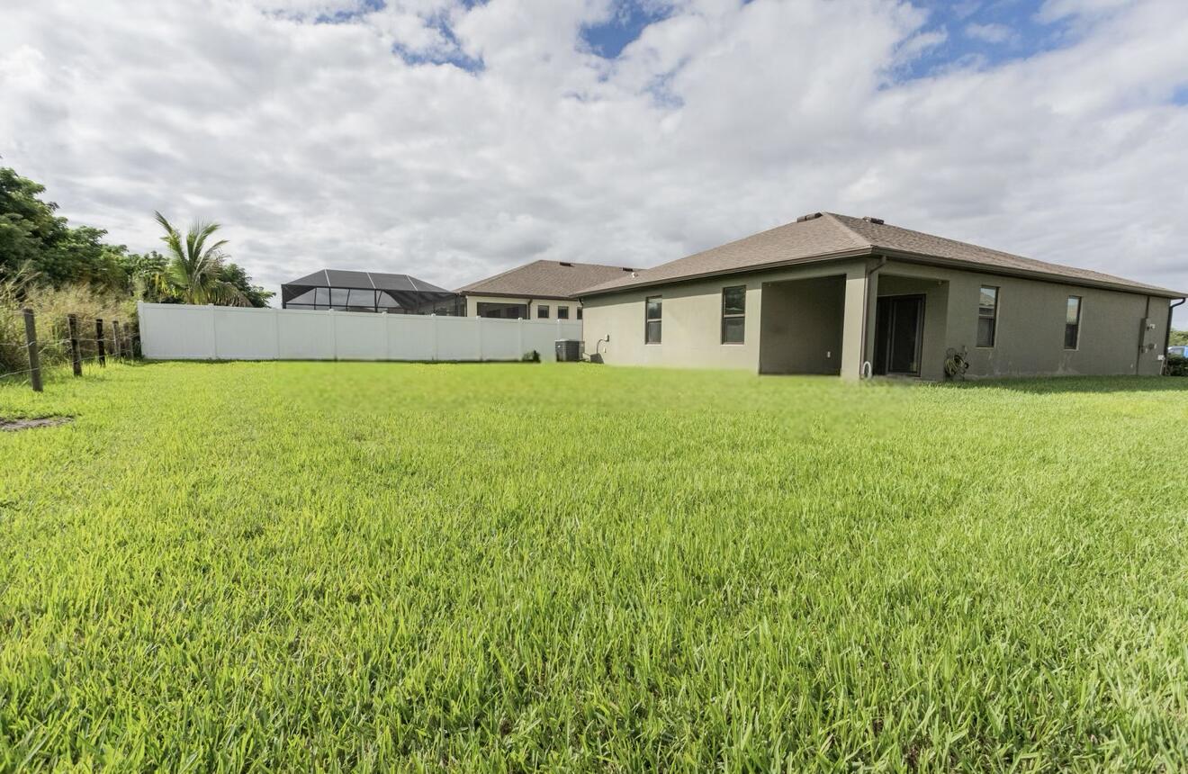 4133 Keeson Circle W Property Photo 22