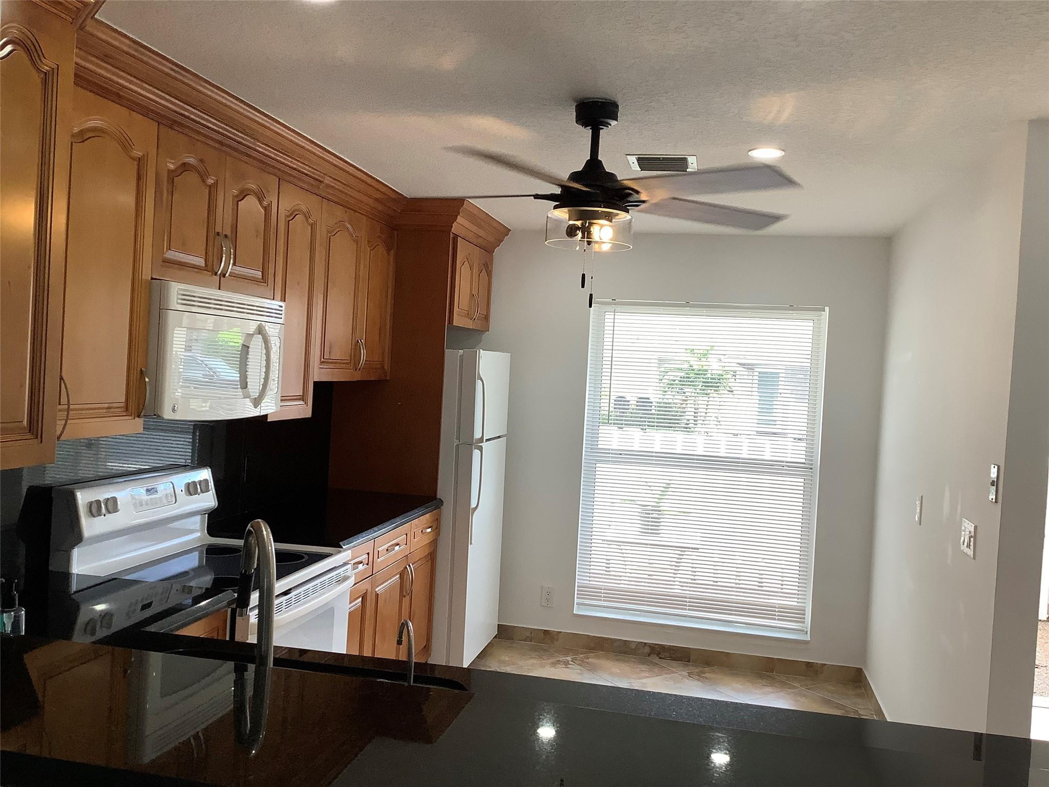 6699 Moonlit Drive Property Photo 5
