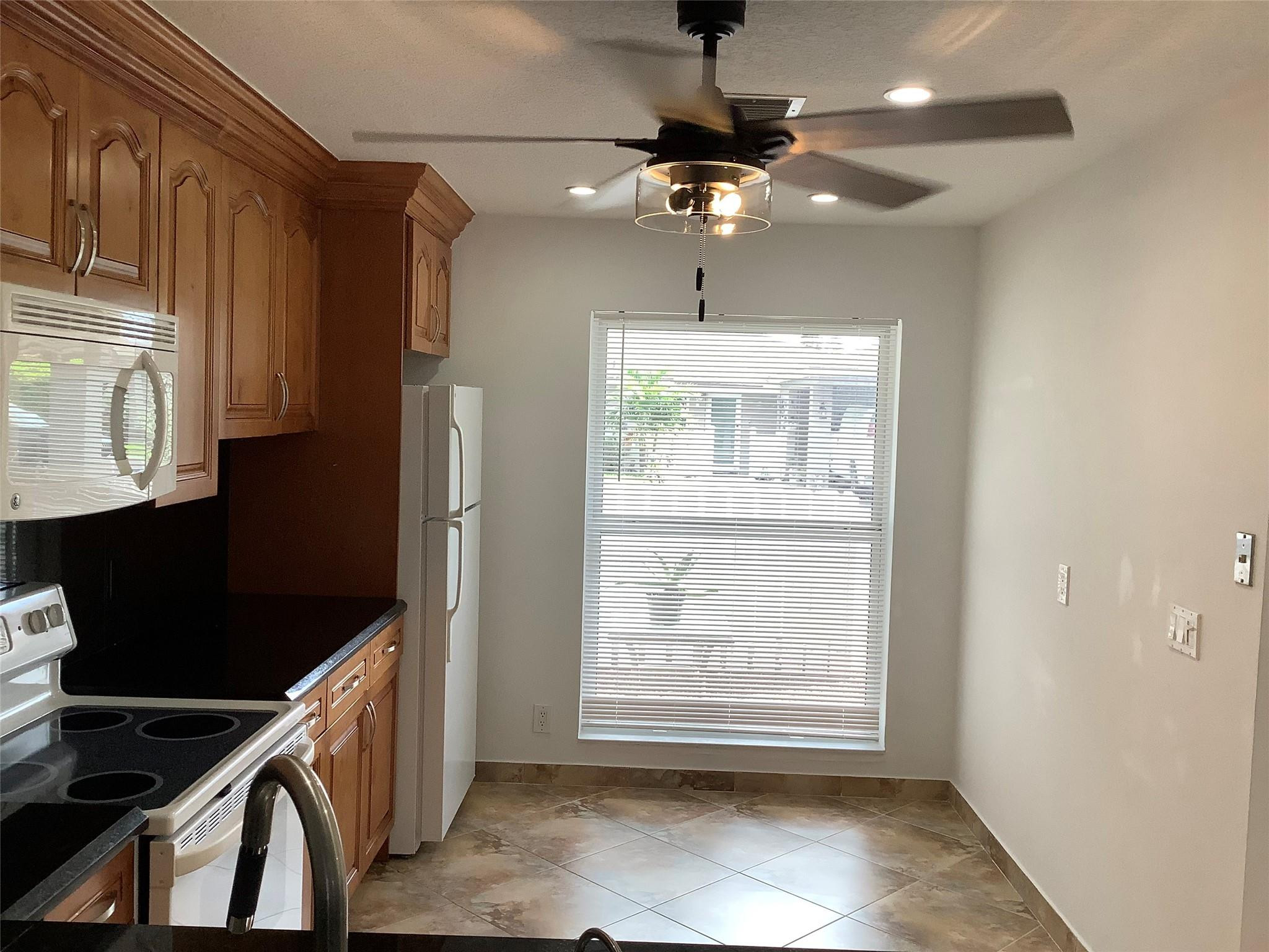 6699 Moonlit Drive Property Photo 6