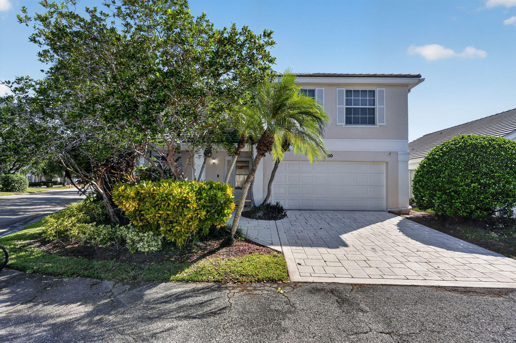 50 Admirals Court Property Photo 2