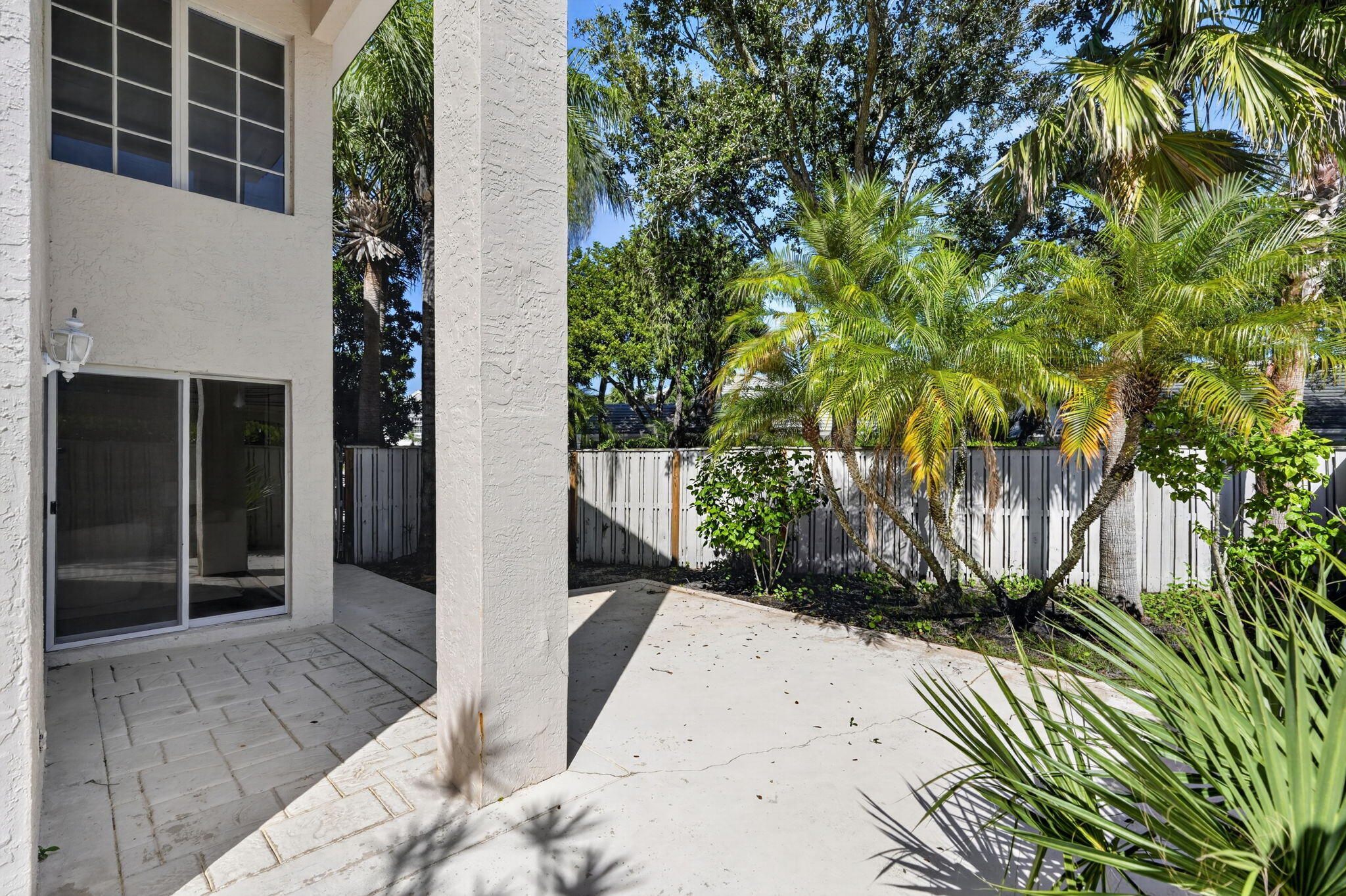 50 Admirals Court Property Photo 40