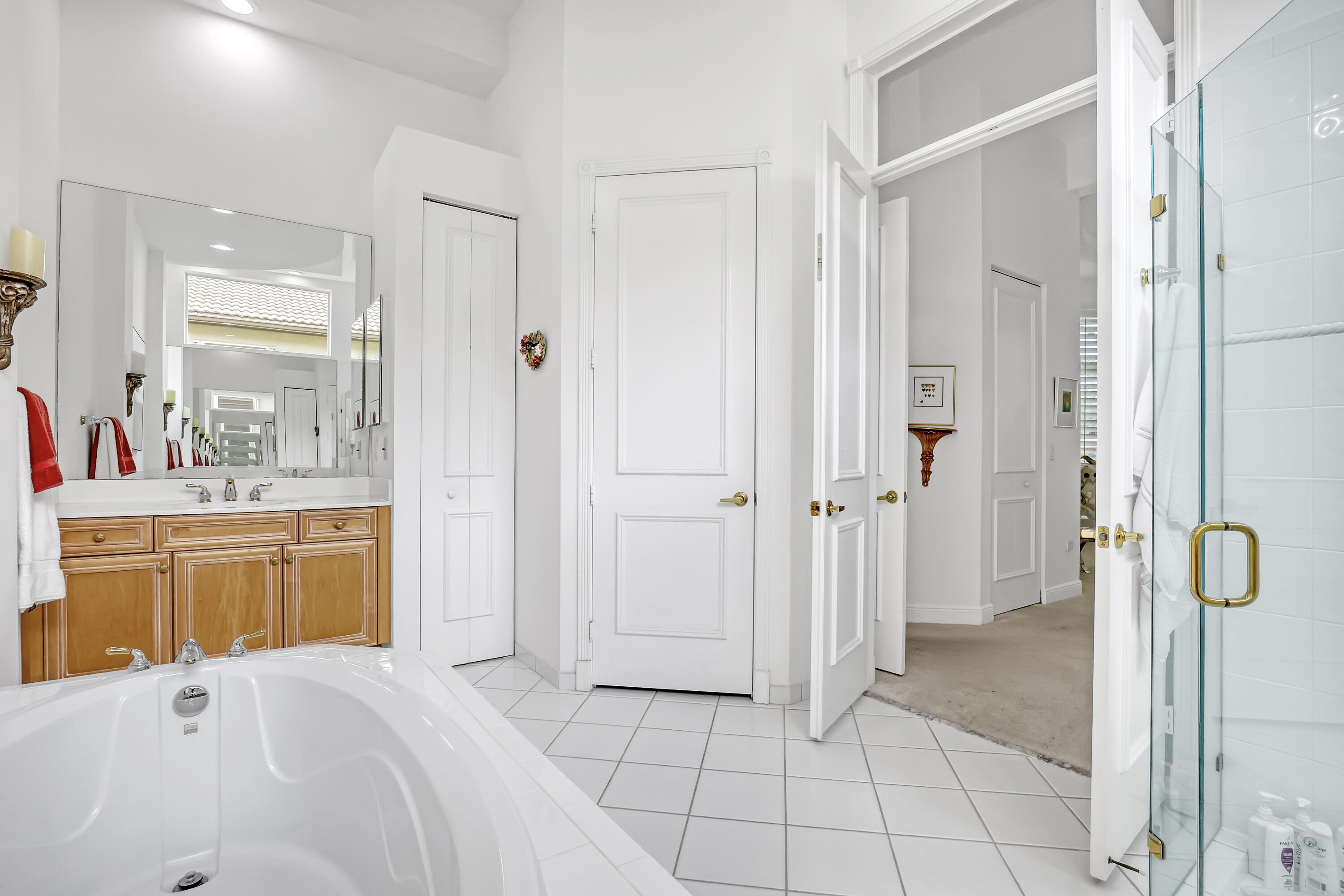 8933 Via Brilliante Property Photo 19