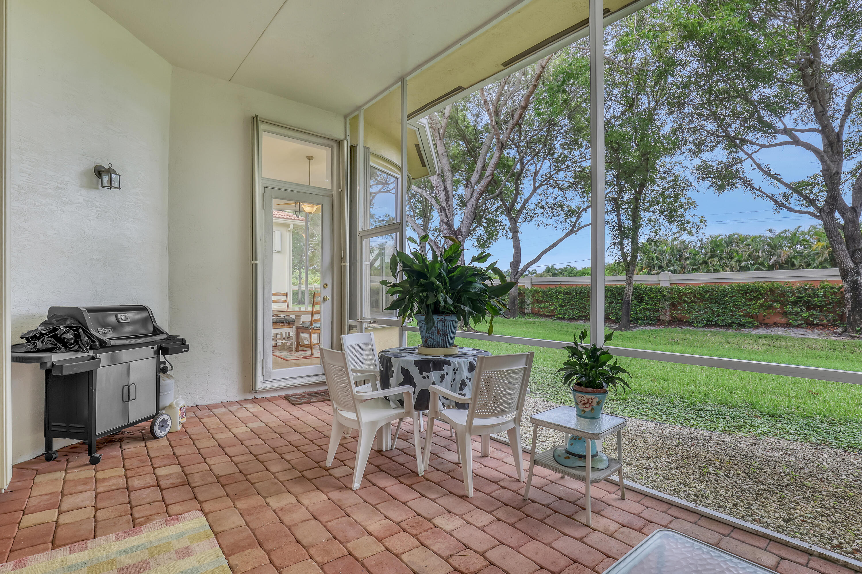 8933 Via Brilliante Property Photo 28