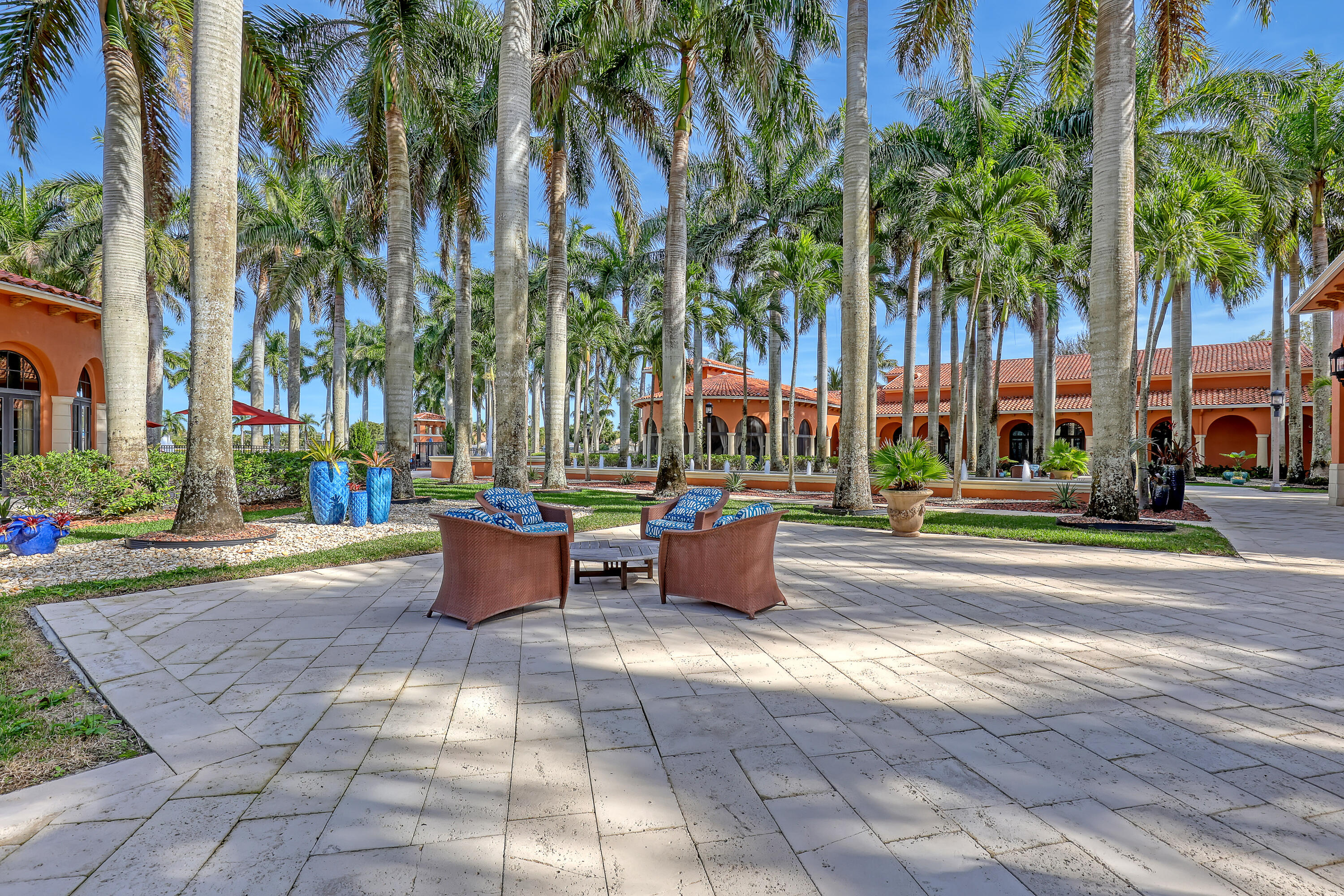 8933 Via Brilliante Property Photo 45