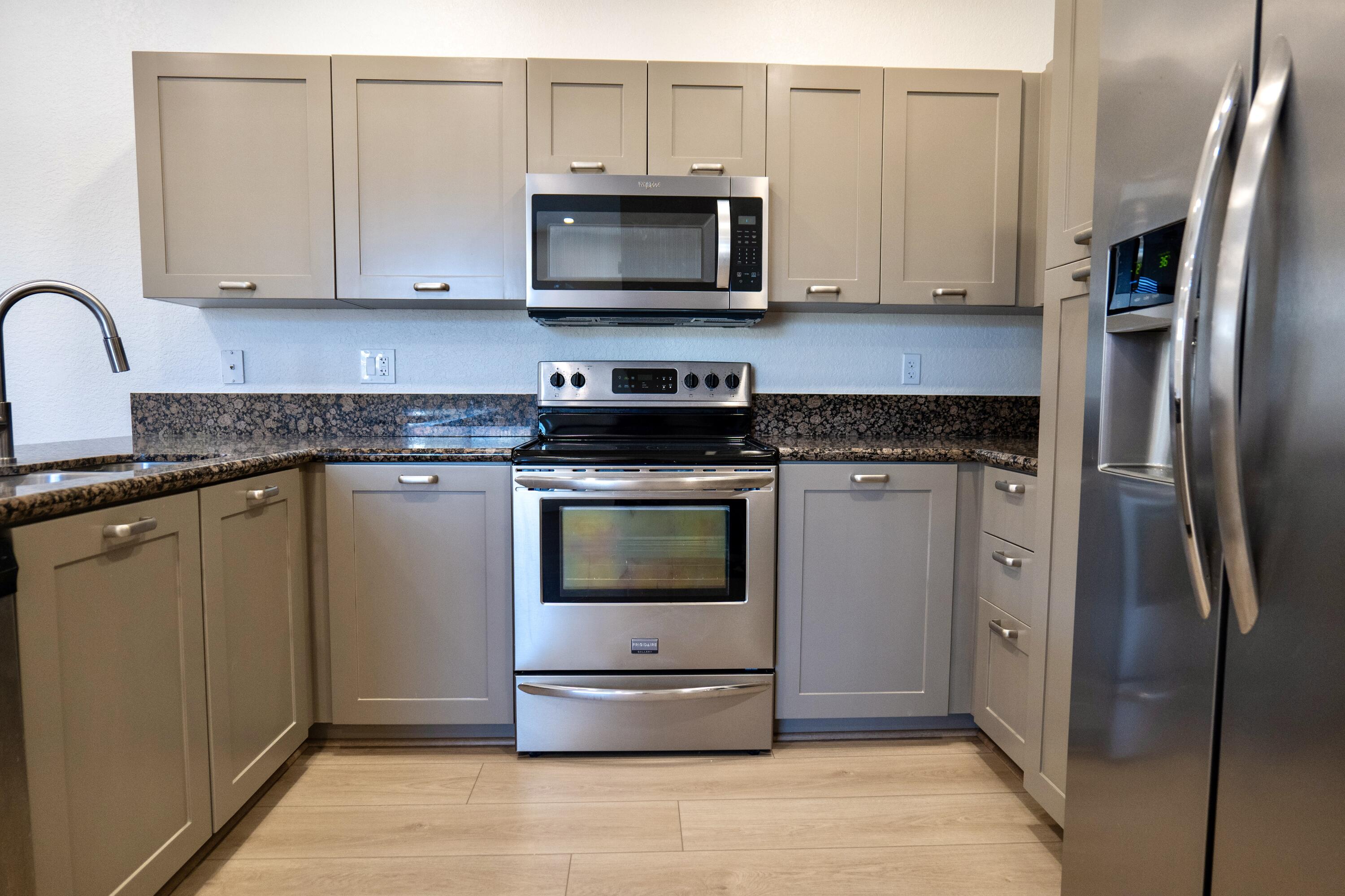 49 Se Sedona Circle 202 Property Photo 5