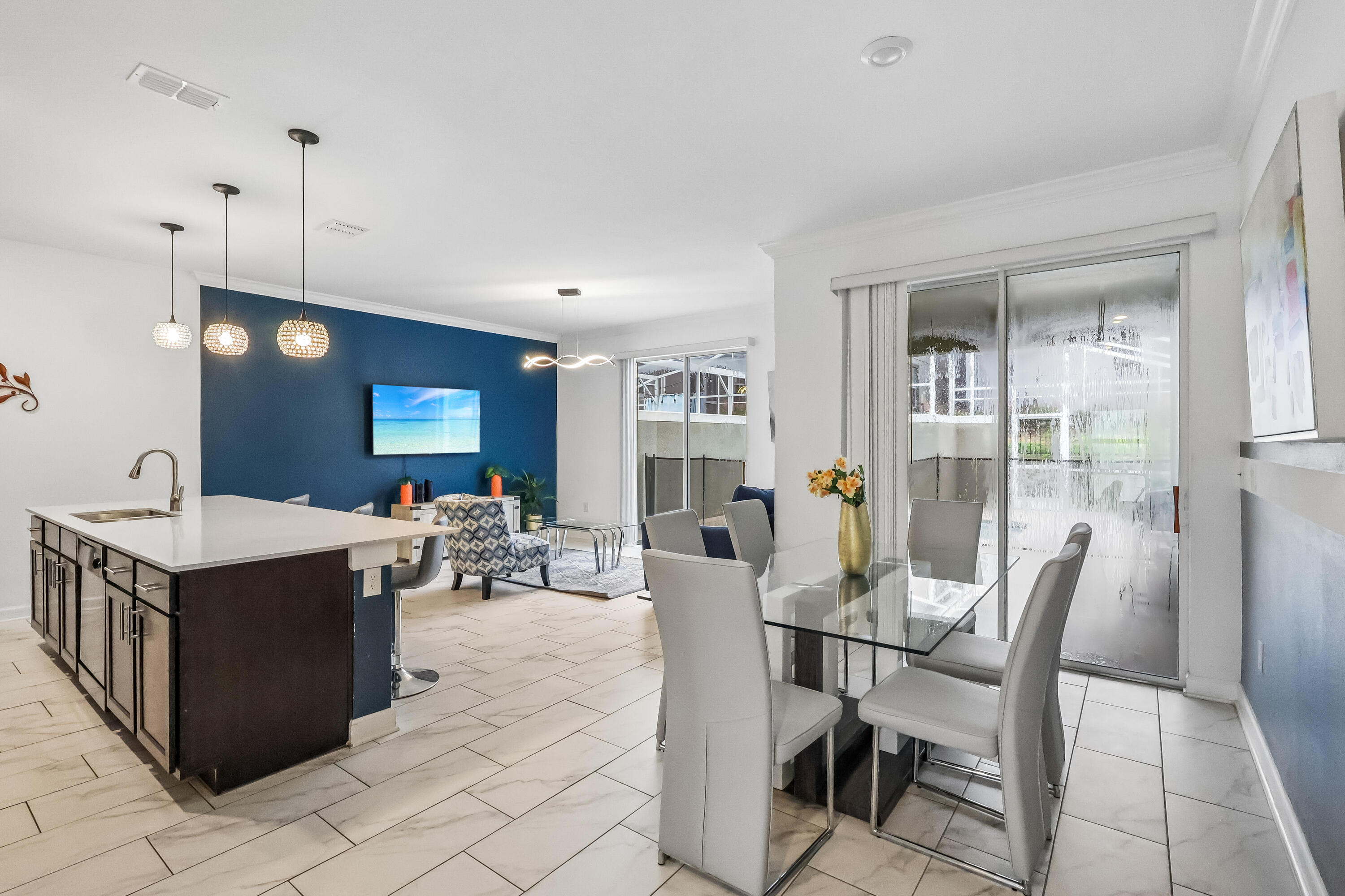 1022 Splash Shot Place Property Photo 4