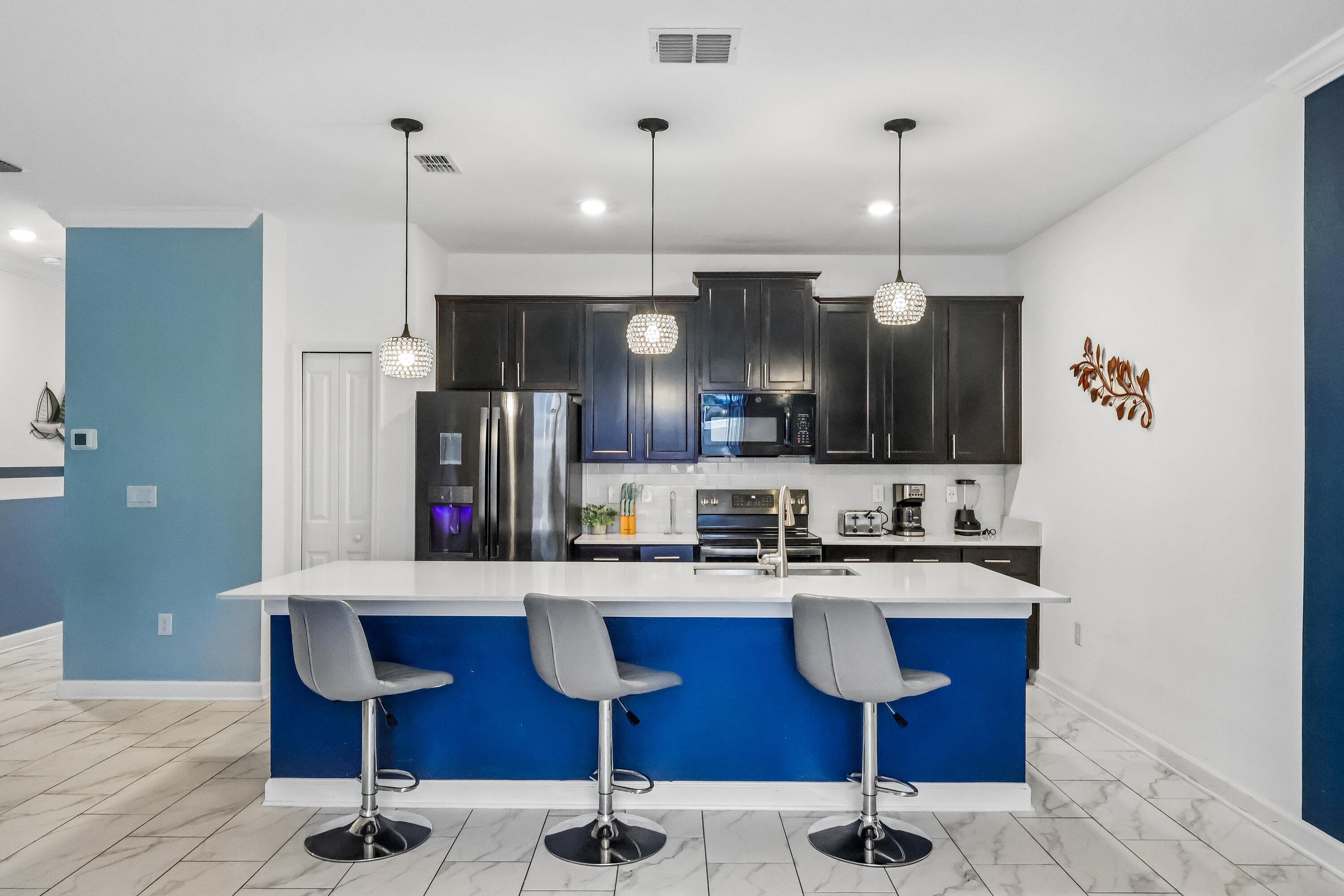 1022 Splash Shot Place Property Photo 5