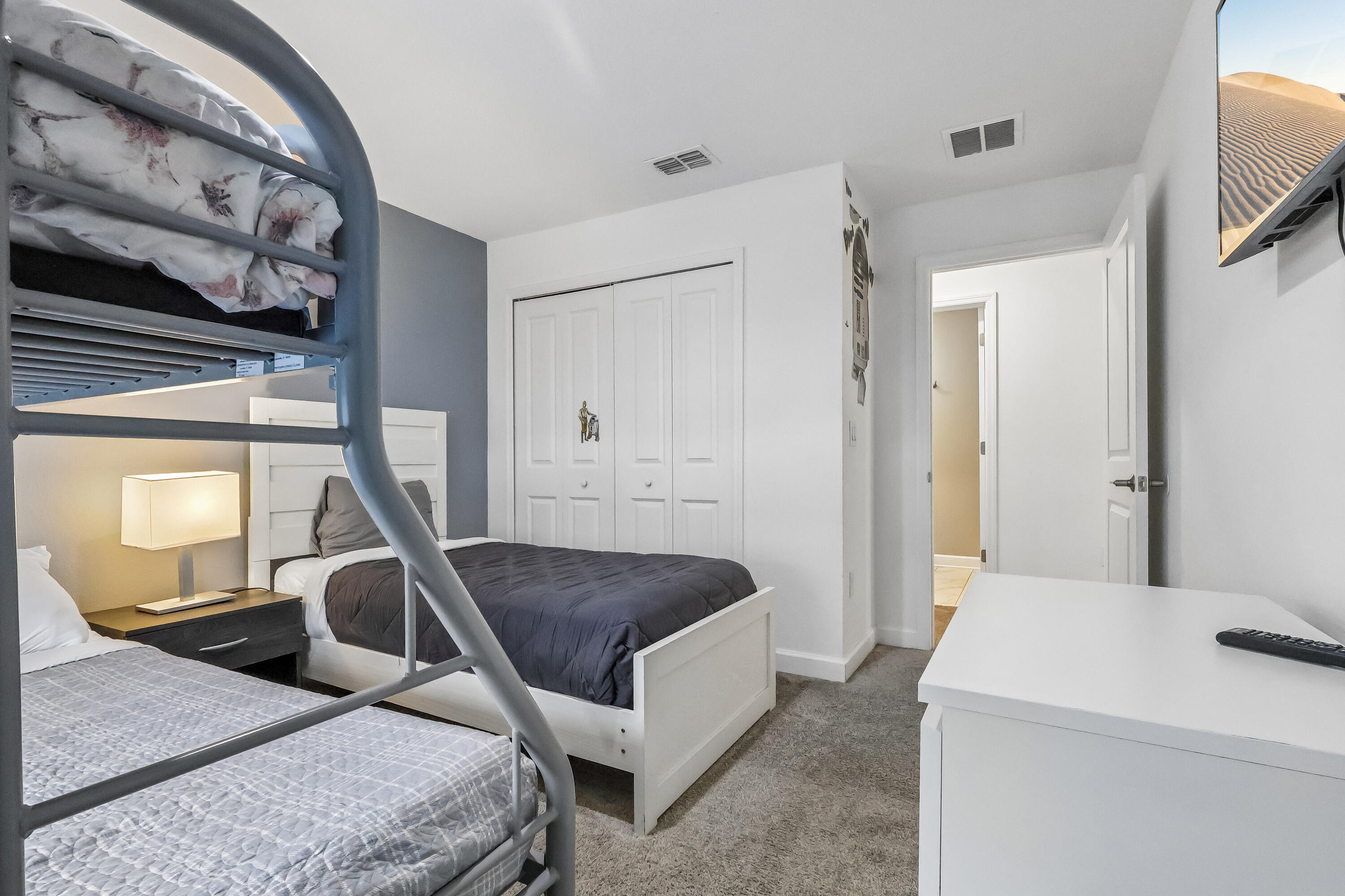 1022 Splash Shot Place Property Photo 34