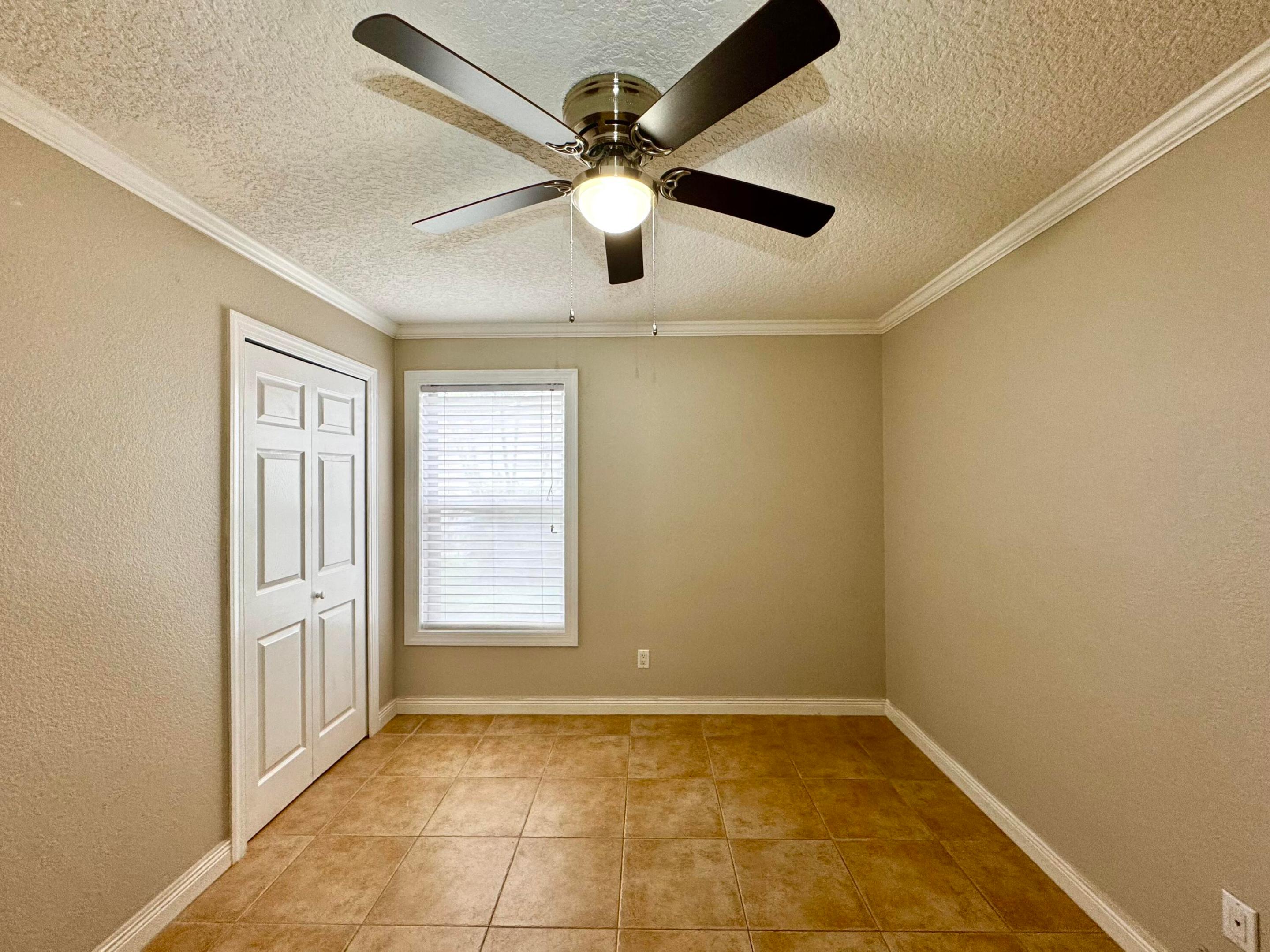 72 Se Taho Terrace Property Photo 5