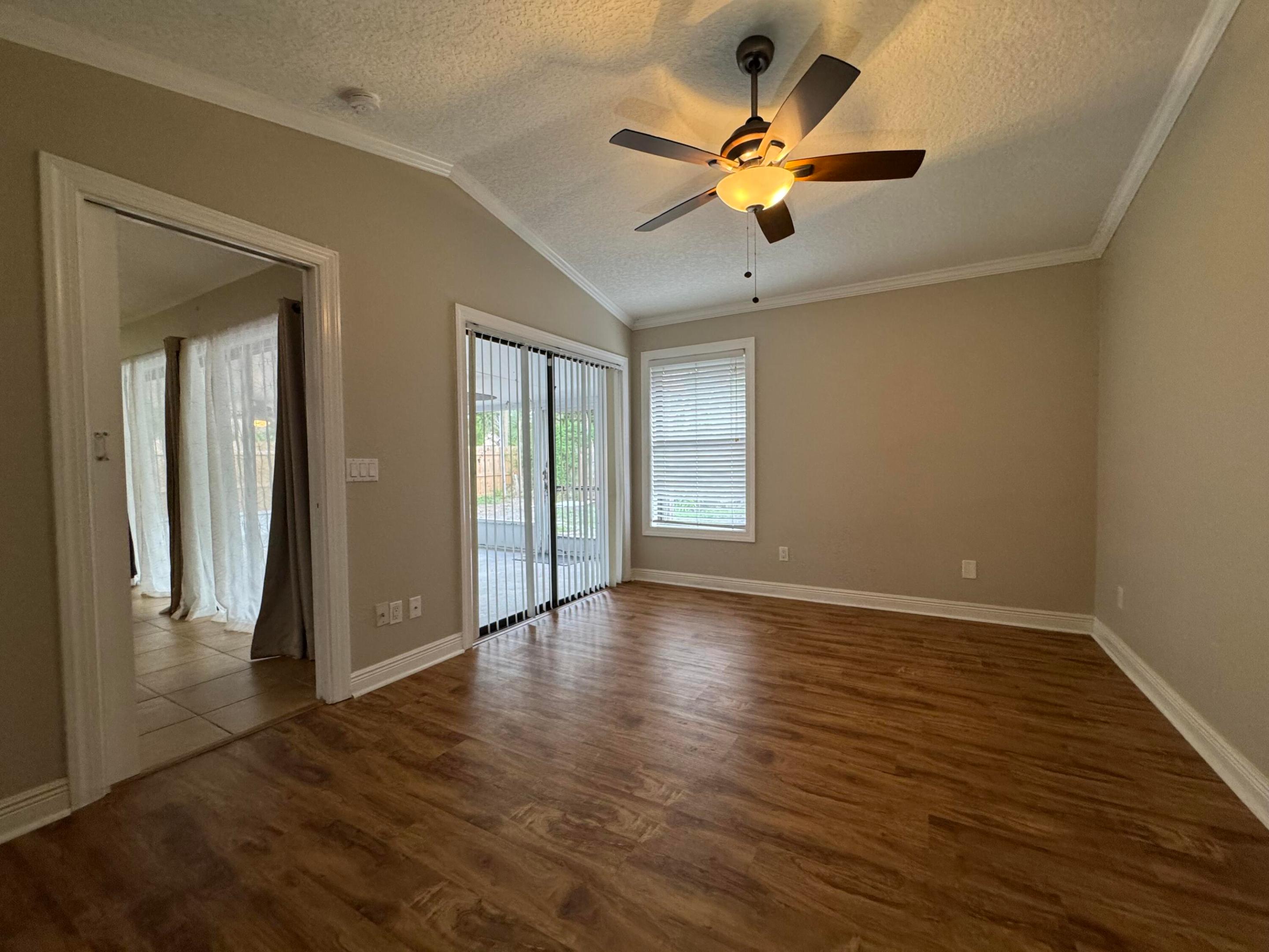 72 Se Taho Terrace Property Photo 11