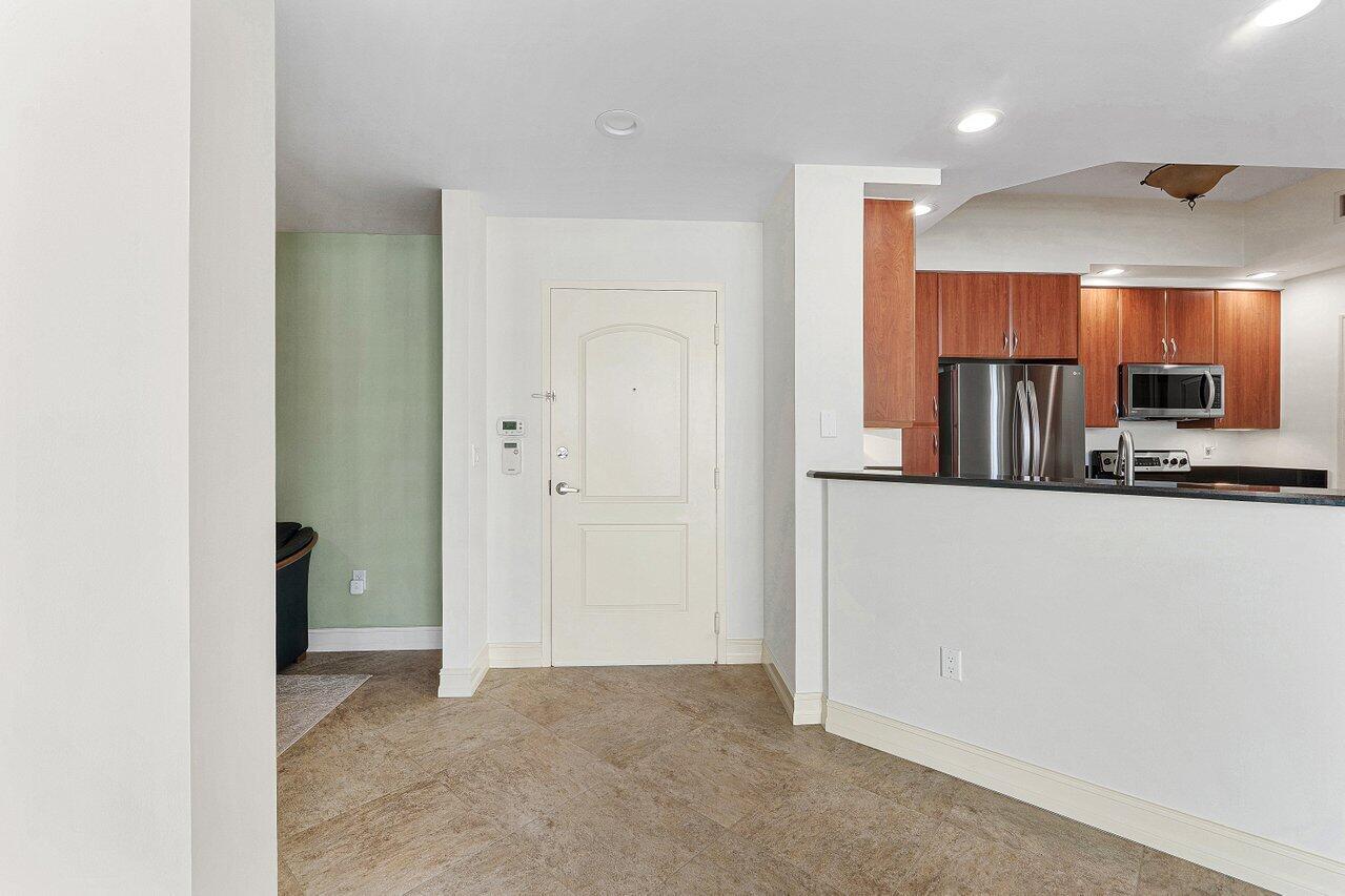 801 S Olive Avenue 1506 Property Photo 11