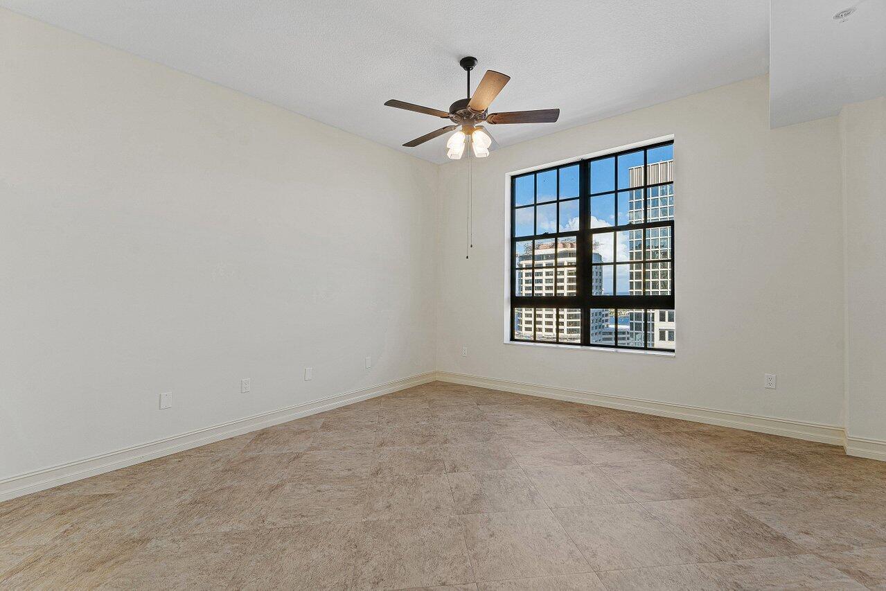 801 S Olive Avenue 1506 Property Photo 24