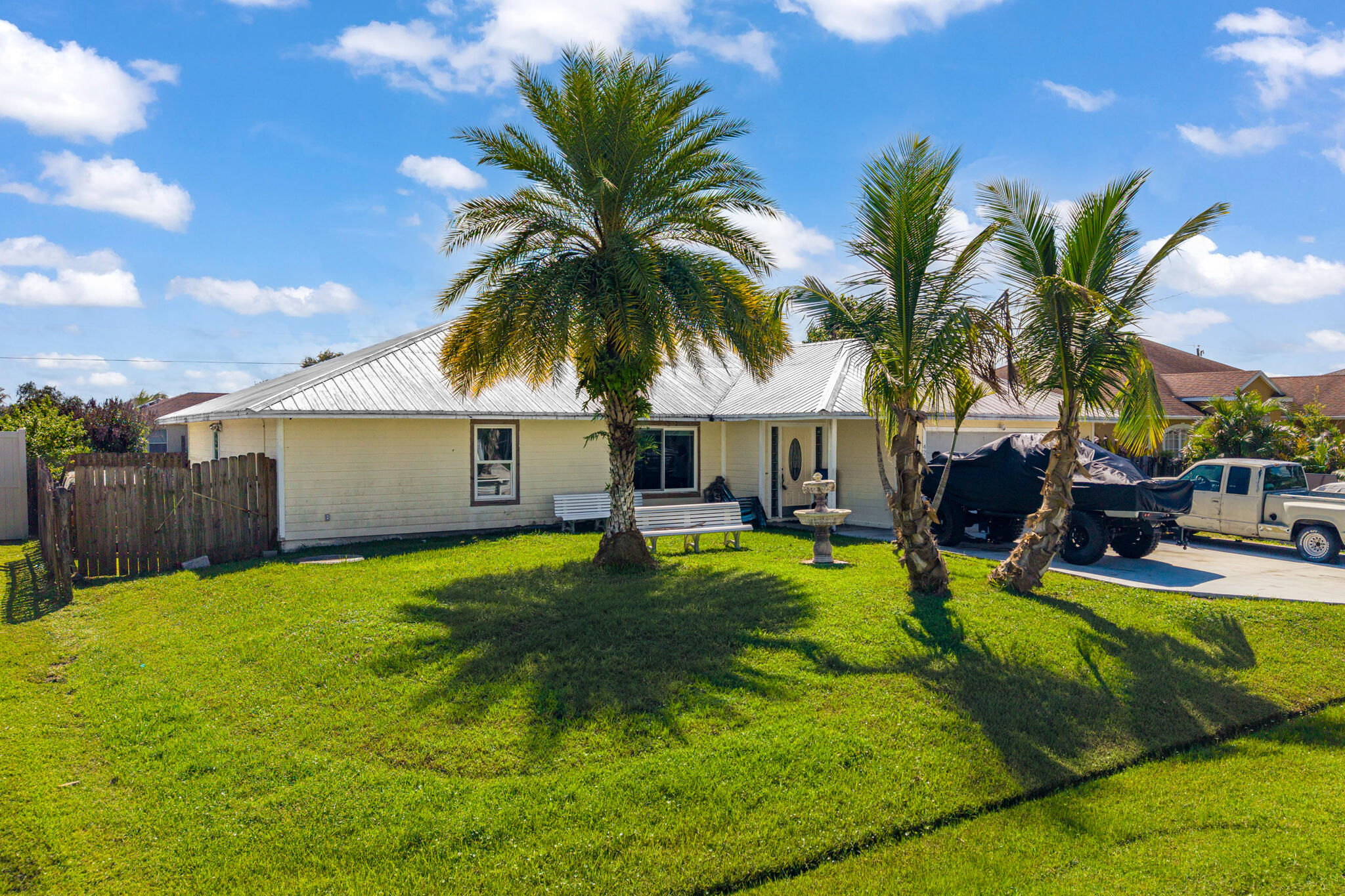 426 Sw Seaflower Terrace Property Photo 1