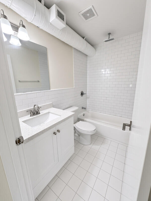 1001 Ne 80th Street 3 Property Photo 8