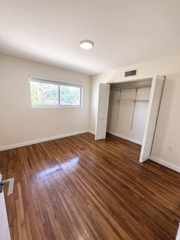1001 Ne 80th Street 3 Property Photo 9