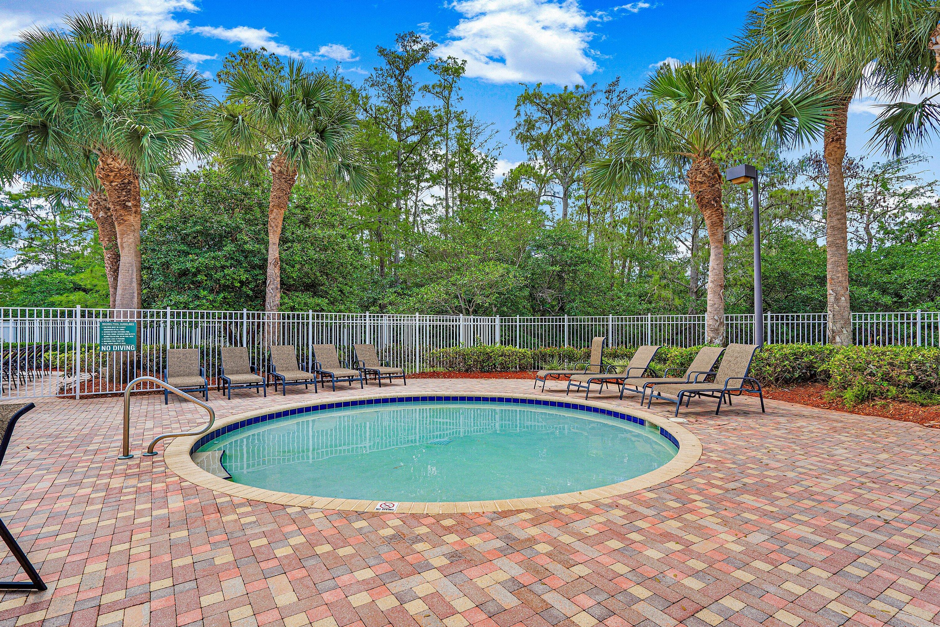 6395 Stonehurst Circle Property Photo 43