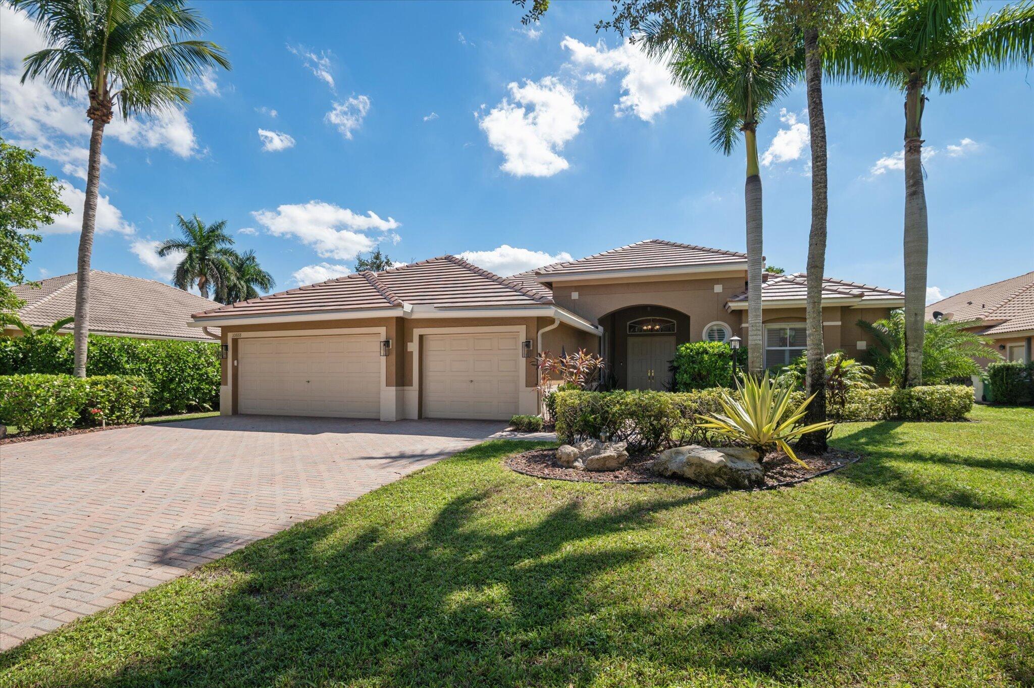 10888 Nw 67th Place Property Photo 1