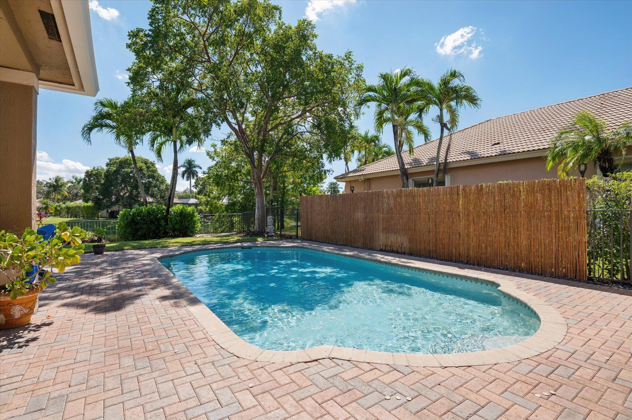 10888 Nw 67th Place Property Photo 26