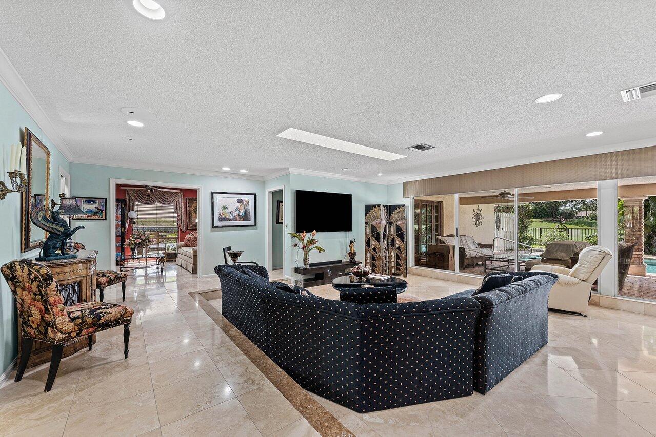 16821 Rose Apple Drive Property Photo 13