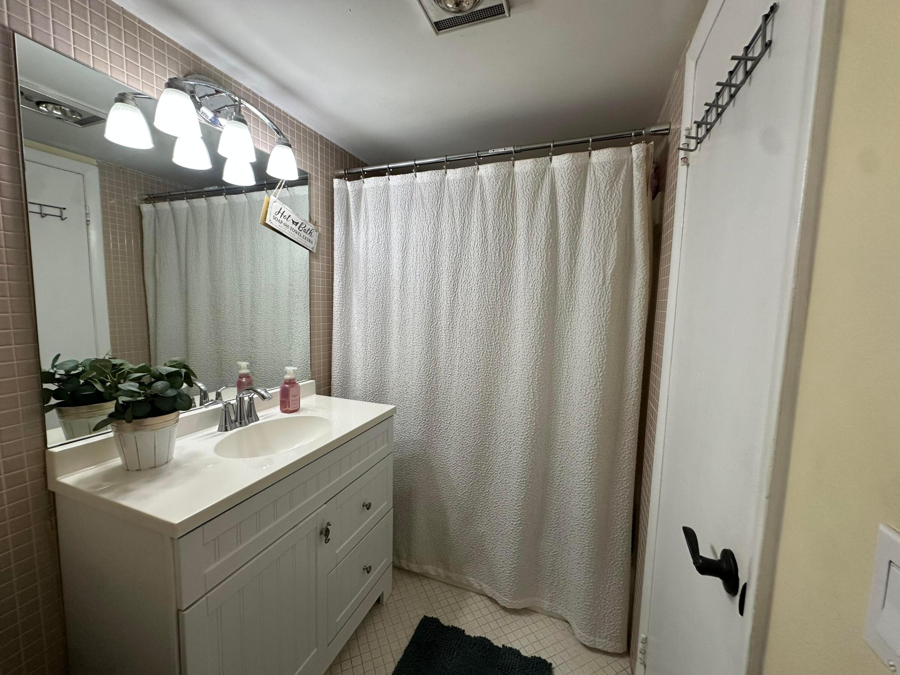 322 N Federal Highway 238-n Property Photo 15