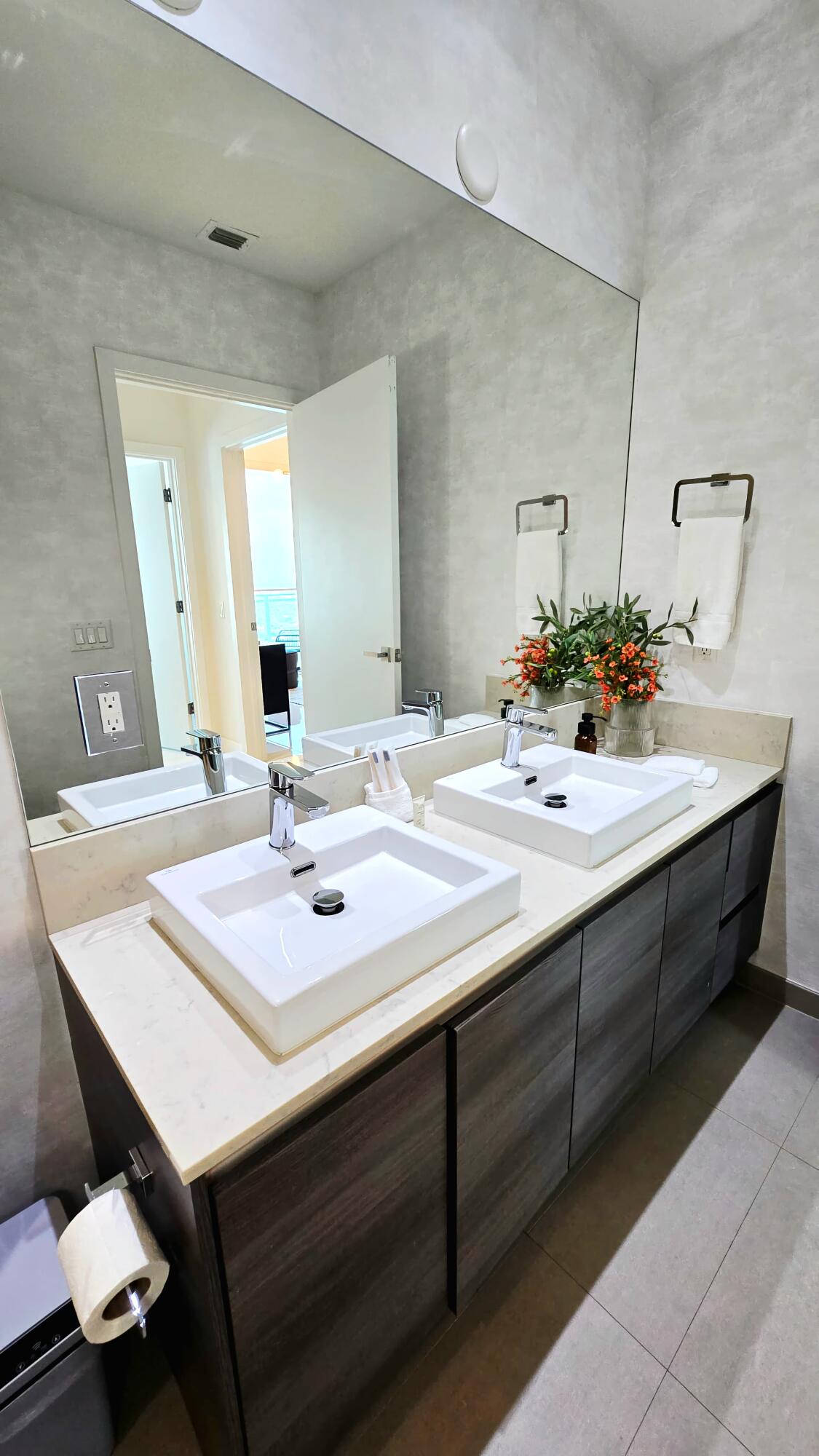 1080 Brickell Avenue 4207 Property Photo 37