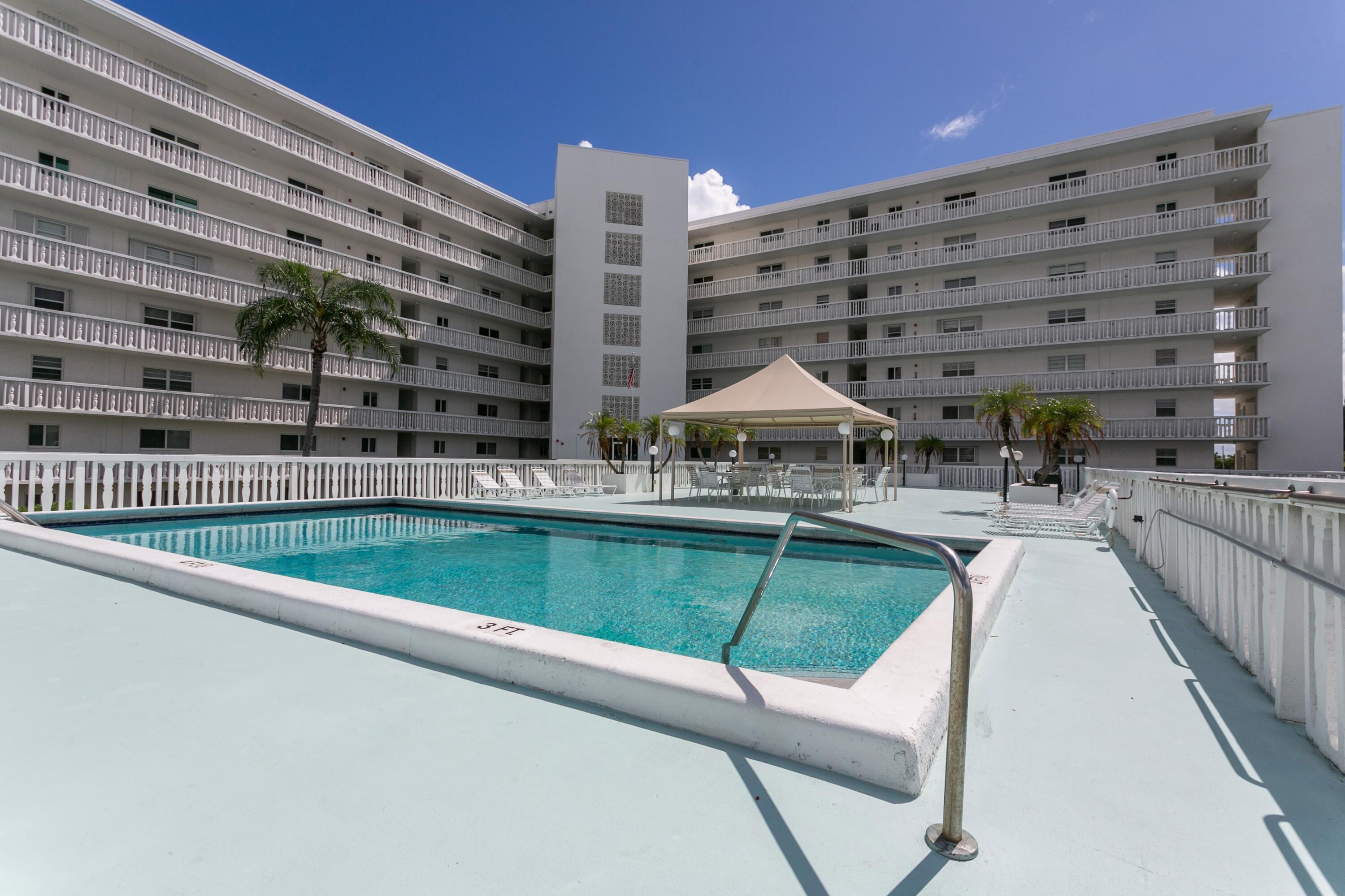 301 Lake Shore Drive Apt 409 Property Photo 1