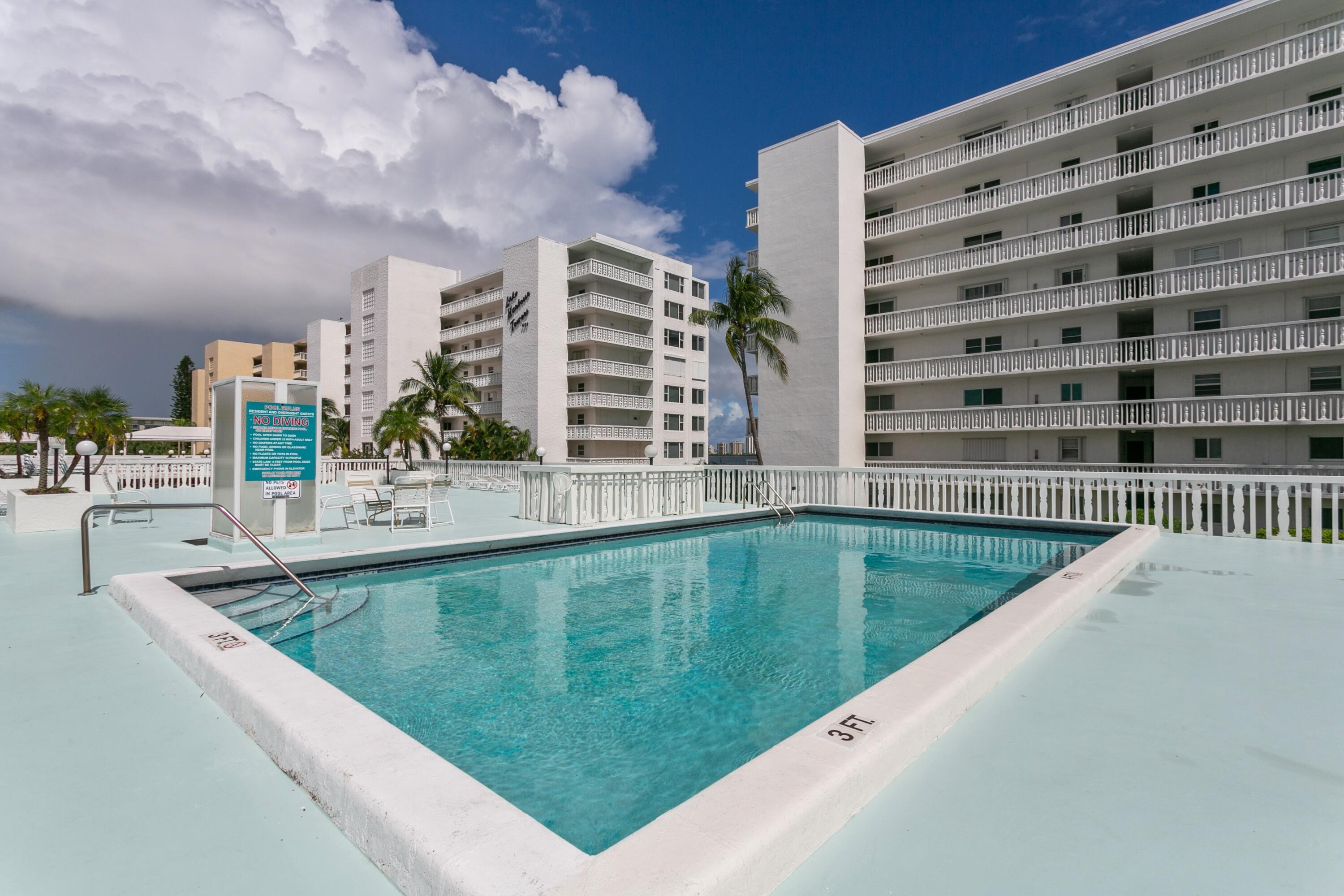 301 Lake Shore Drive Apt 409 Property Photo 5