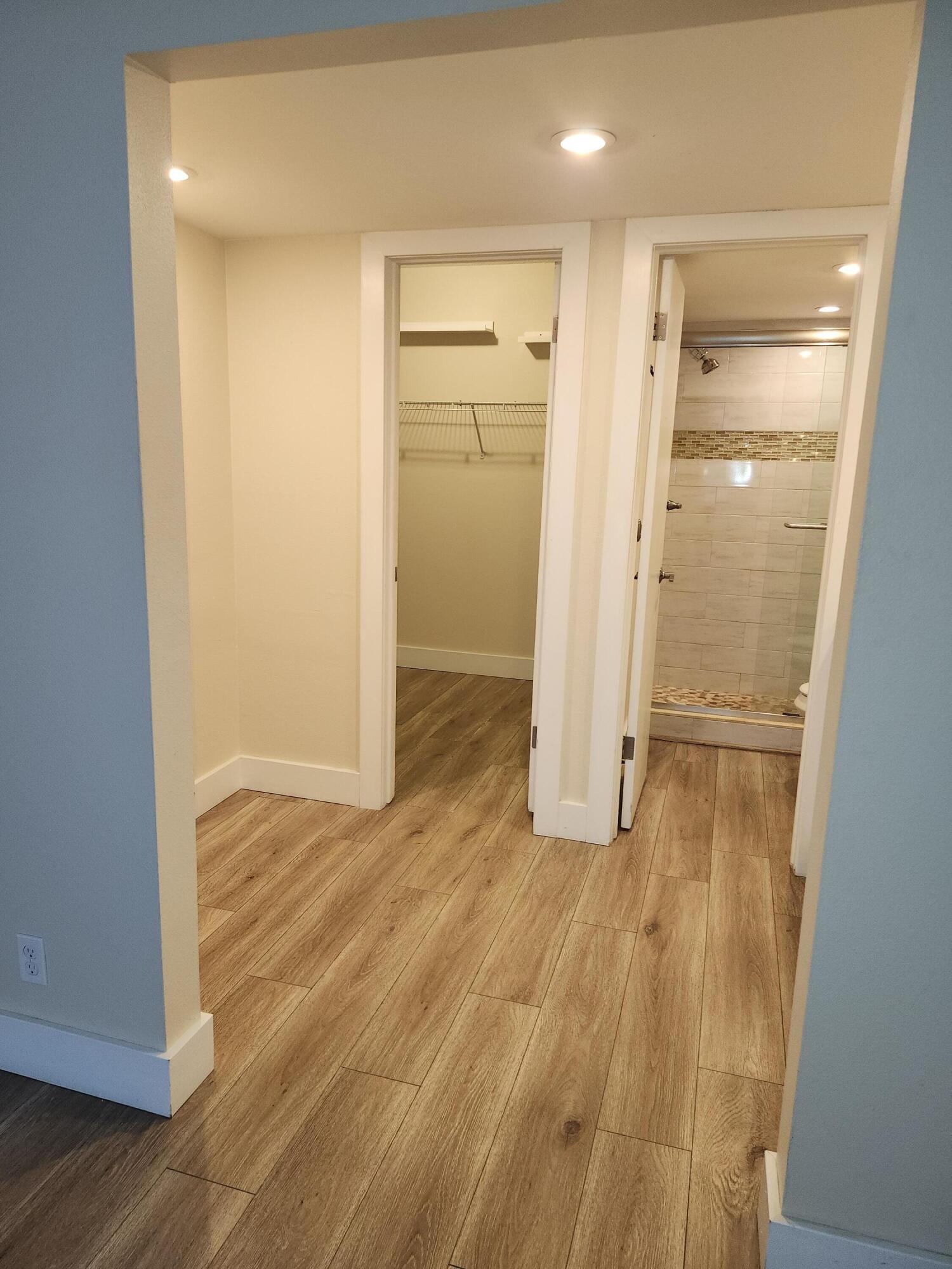 301 Lake Shore Drive Apt 409 Property Photo 10