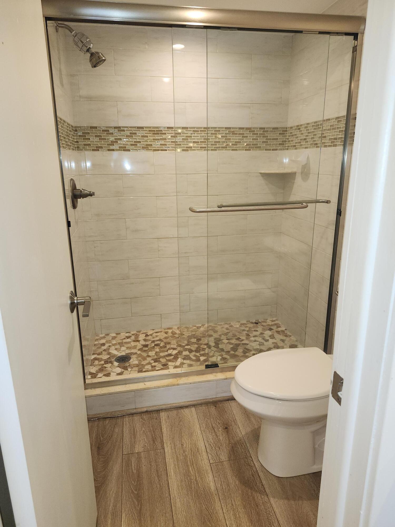 301 Lake Shore Drive Apt 409 Property Photo 11