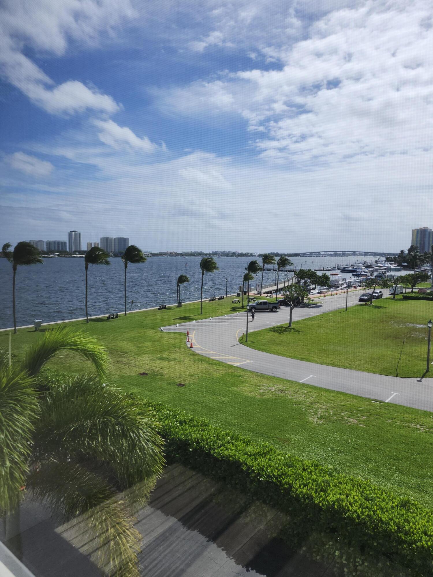 301 Lake Shore Drive Apt 409 Property Photo 21