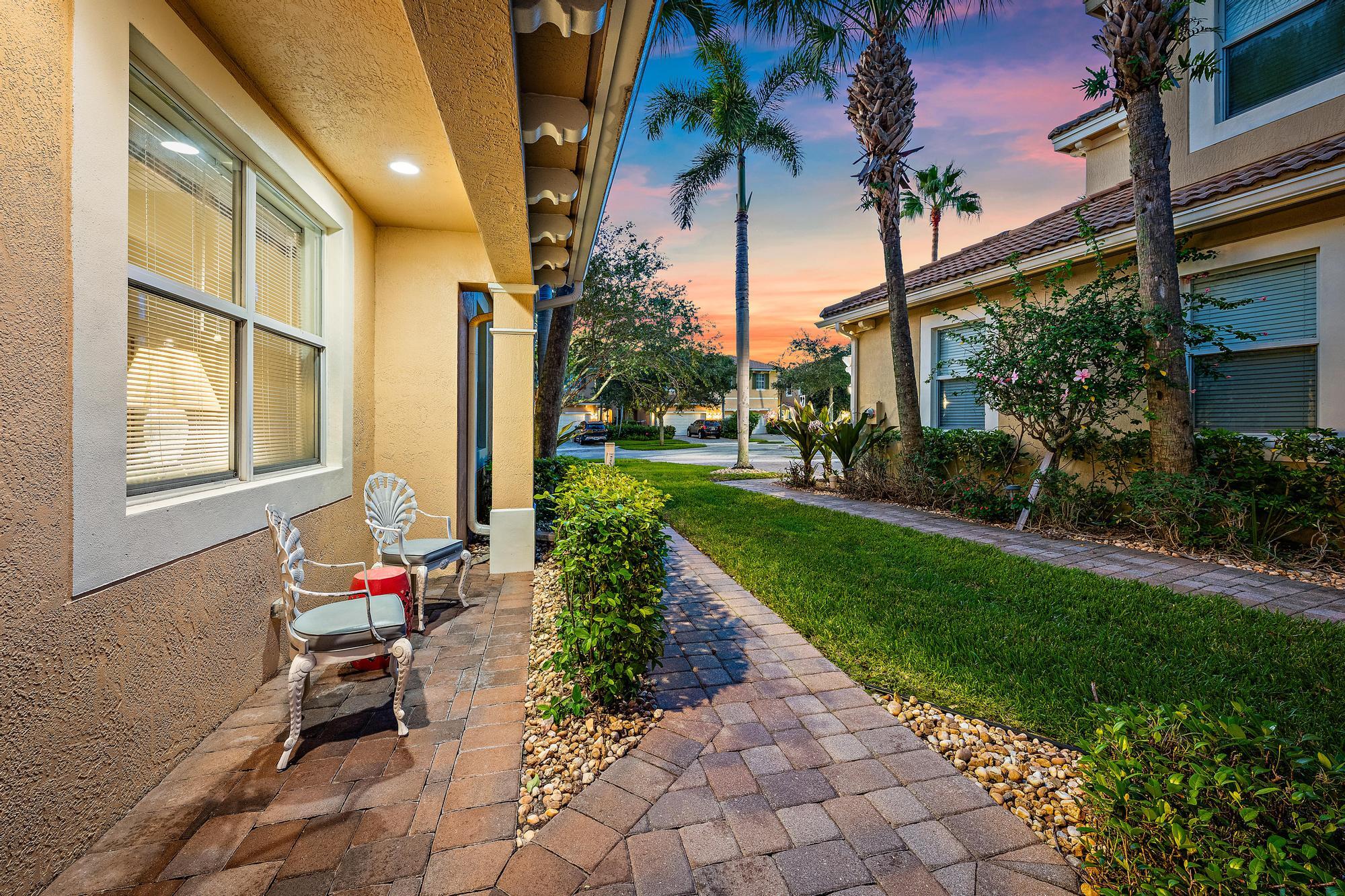 4798 Cadiz Circle Property Photo 7