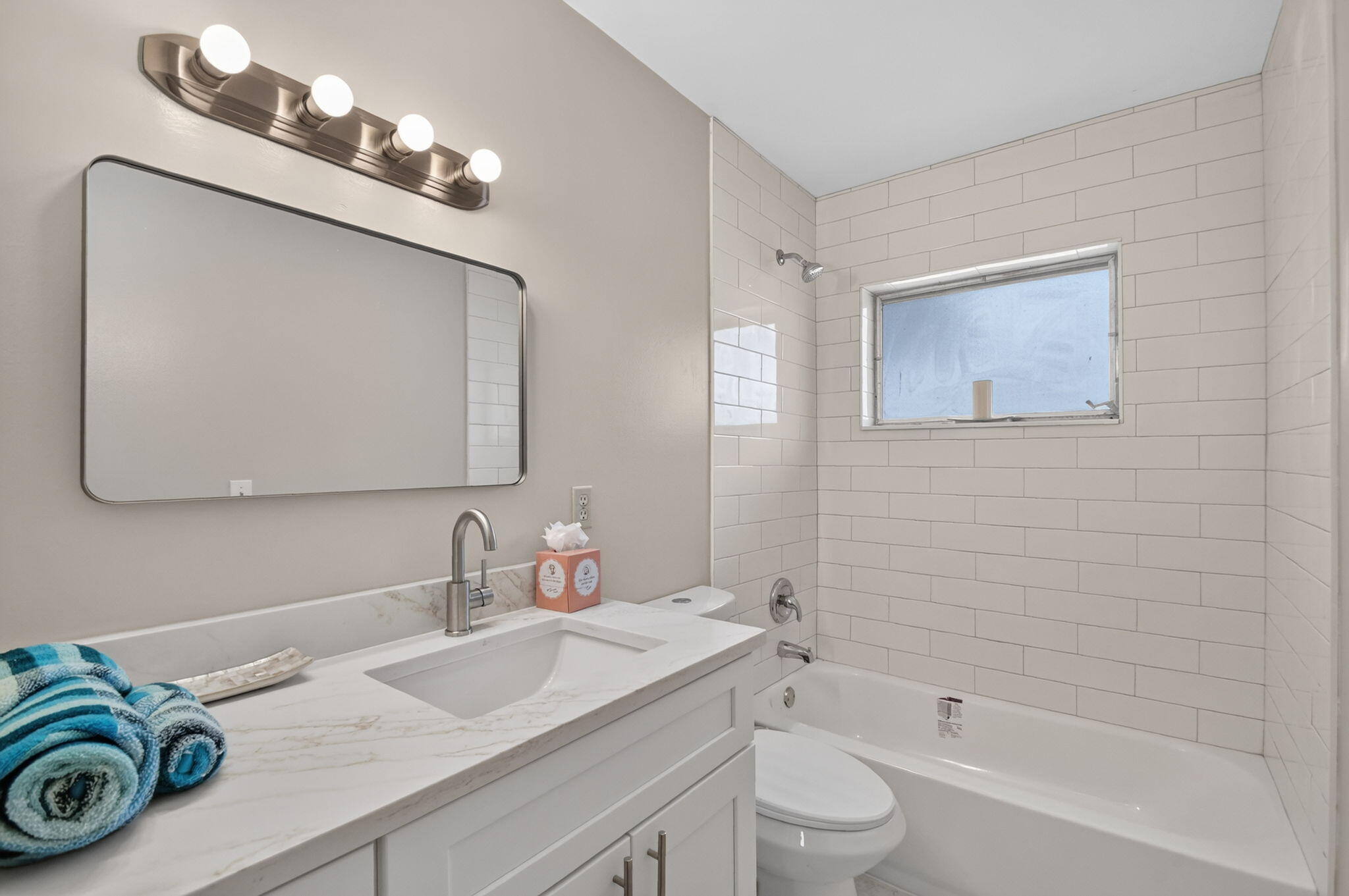 2593 Dudley Drive W I Property Photo 19